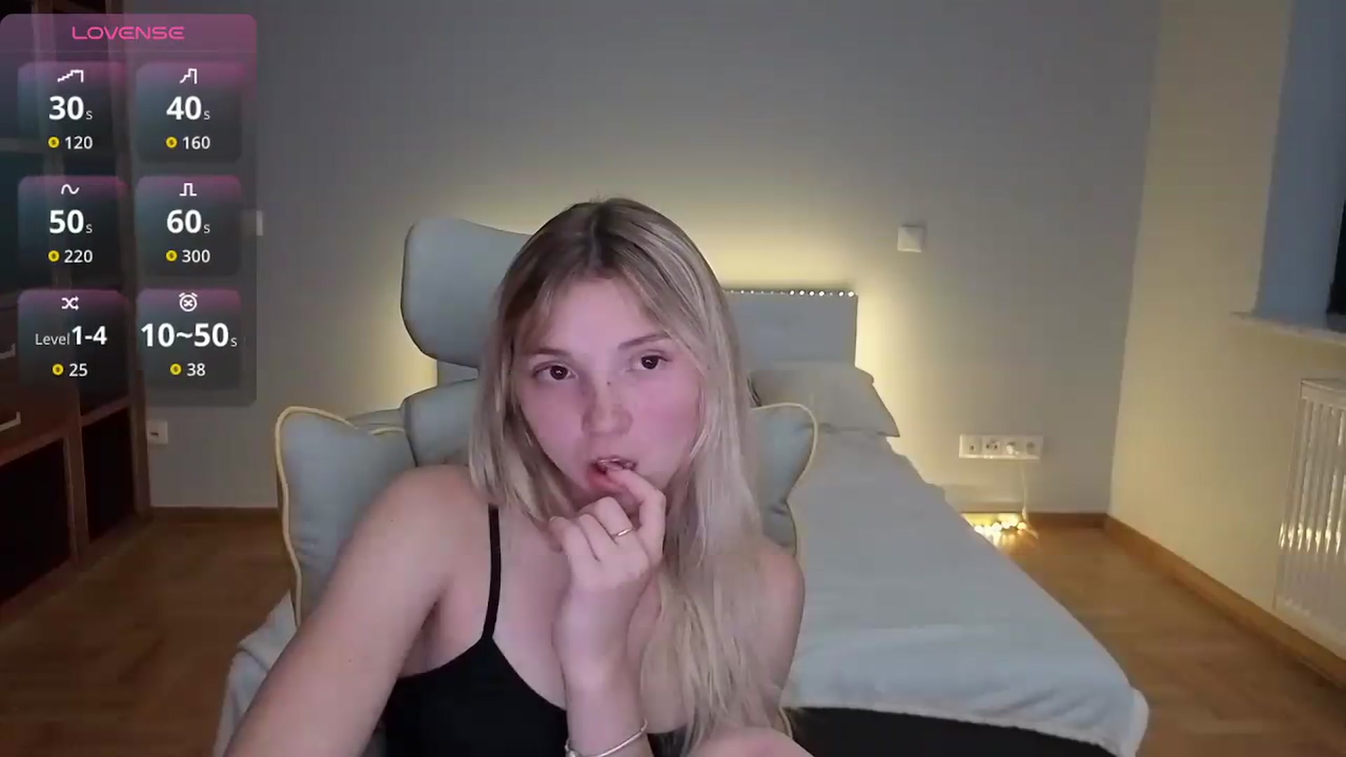 Gallery image thumbnail from Daisyy's myfreecams stream on, 07/14/2026, 21:28 image 15 of 20