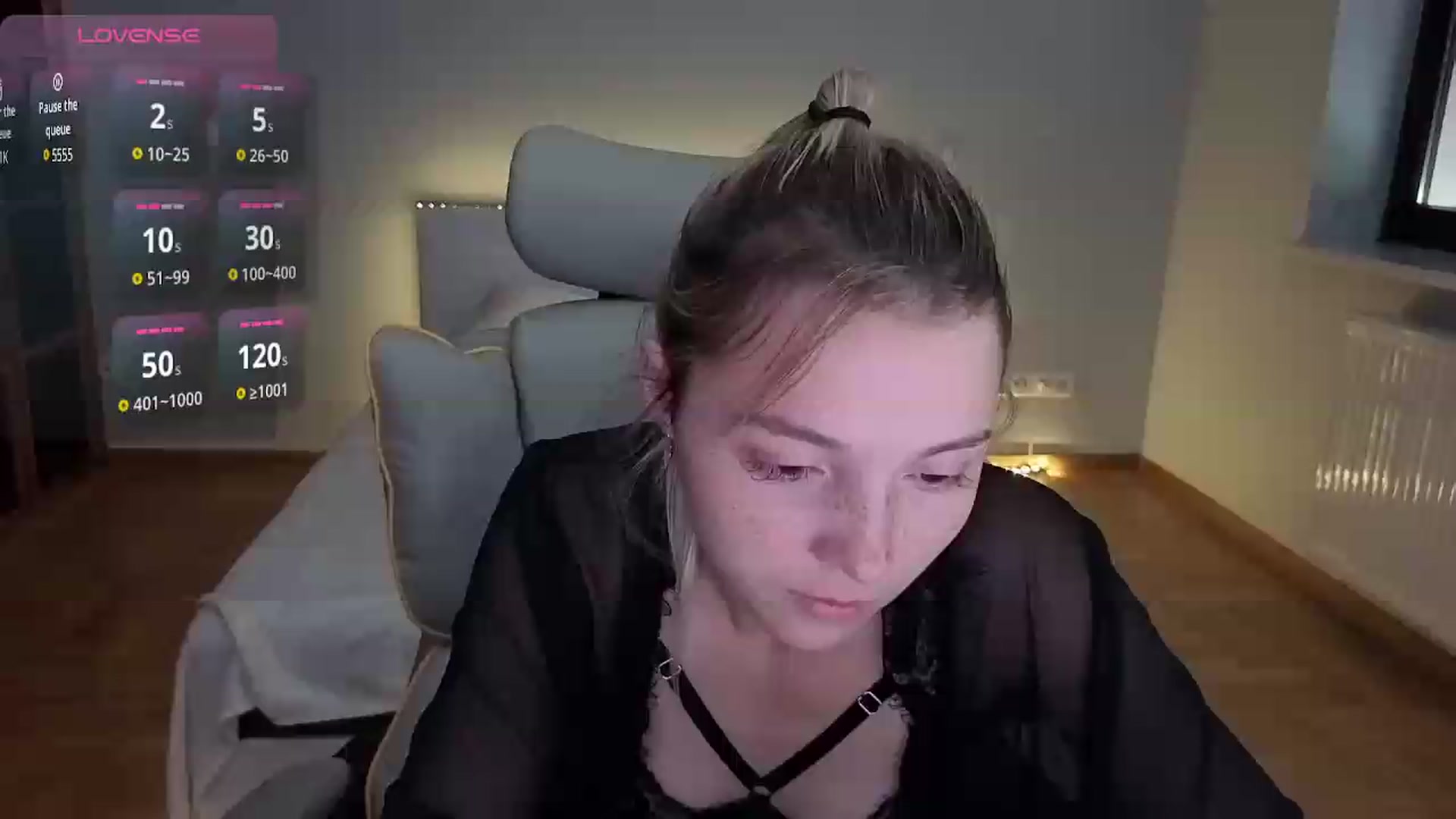 Gallery image thumbnail from Daisyy's myfreecams stream on, 07/15/2026, 13:14 image 18 of 20