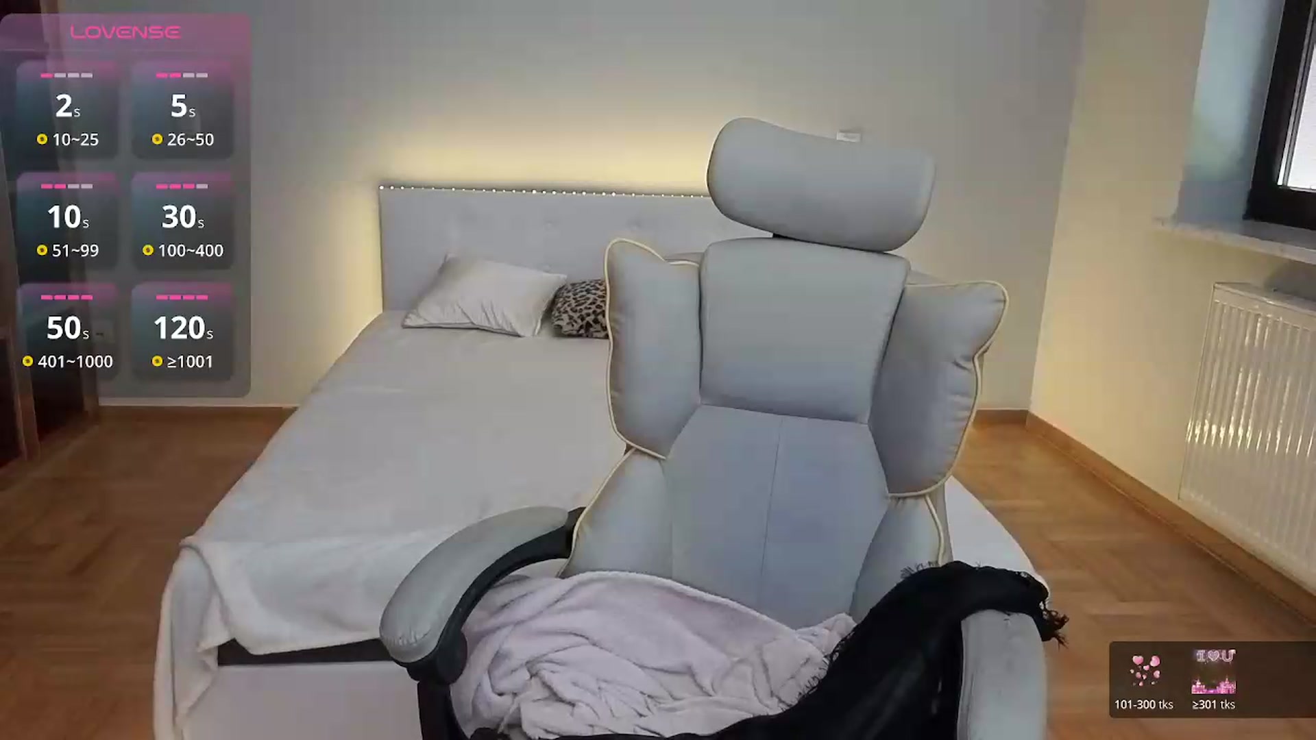 Gallery image thumbnail from Daisyy's myfreecams stream on, 07/15/2026, 13:14 image 13 of 20