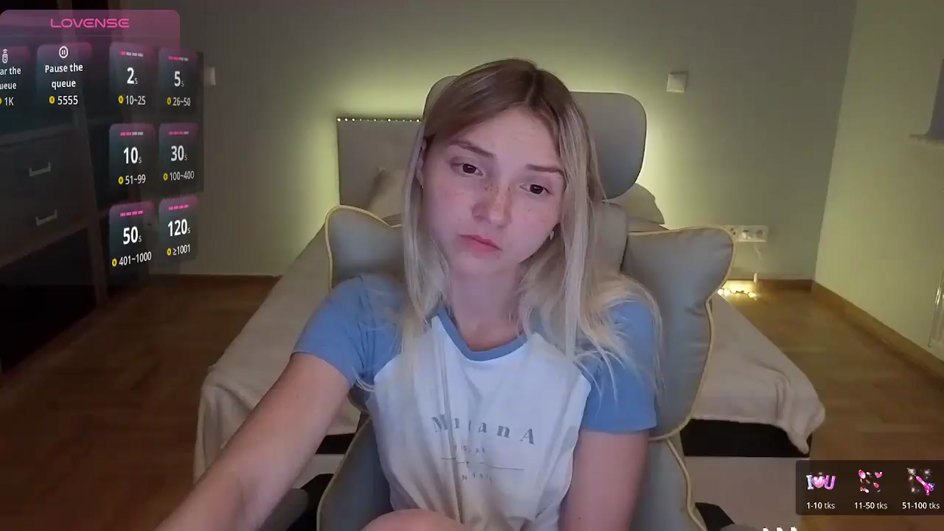 Gallery image thumbnail from Daisyy's myfreecams stream on, 07/16/2026, 18:36 image 16 of 20