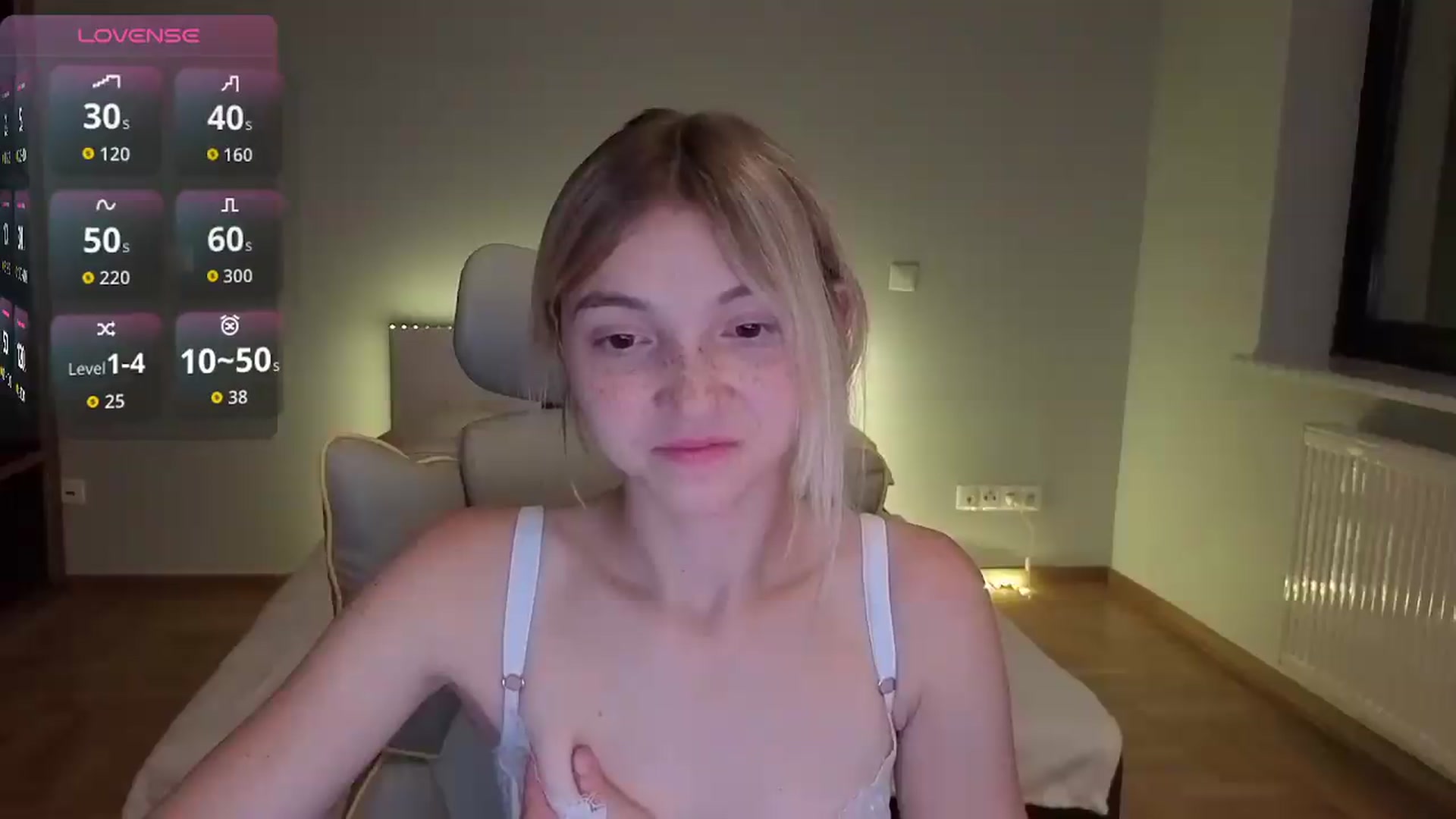 Gallery image thumbnail from Daisyy's myfreecams stream on, 07/16/2026, 22:05 image 18 of 20