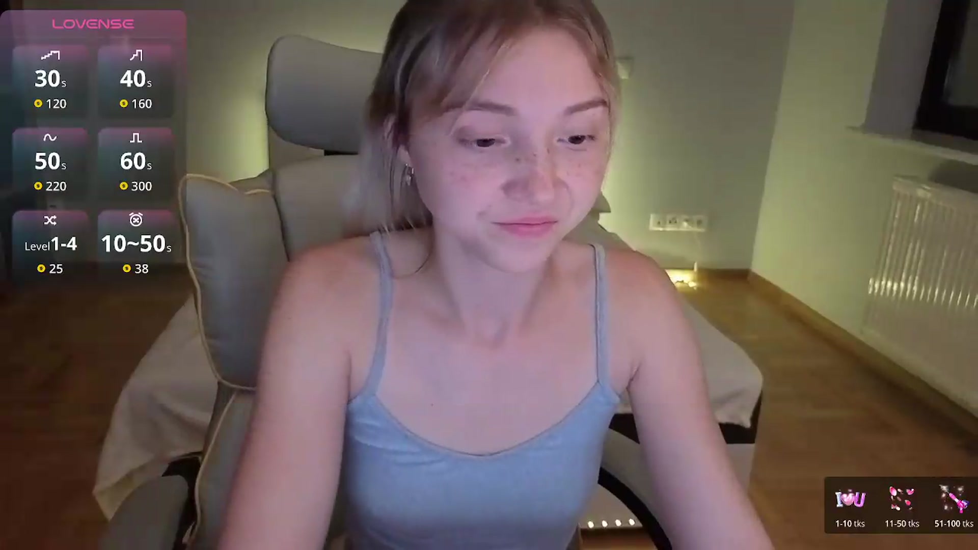 Gallery image thumbnail from Daisyy's myfreecams stream on, 07/17/2026, 01:09 image 17 of 20