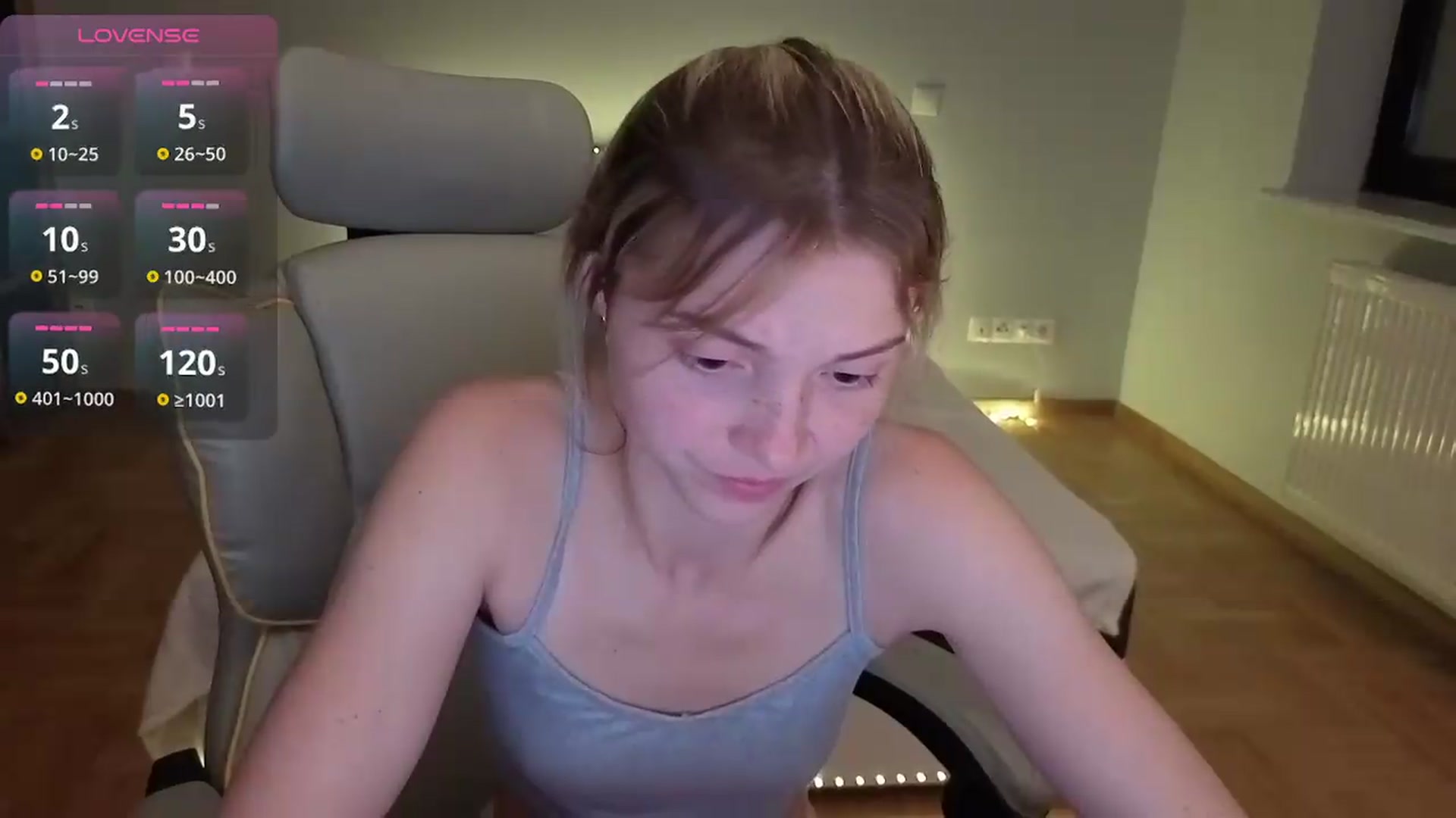Gallery image thumbnail from Daisyy's myfreecams stream on, 07/17/2026, 01:09 image 15 of 20