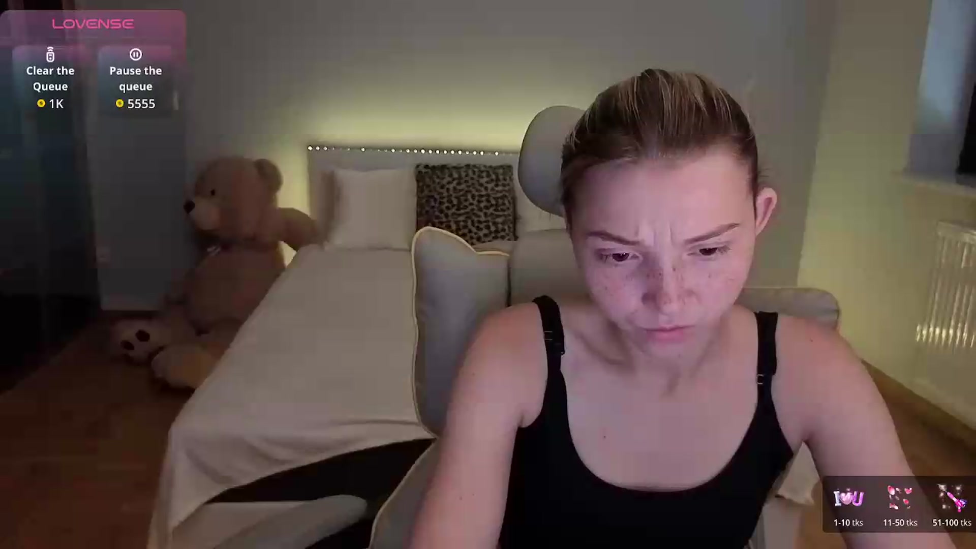 Gallery image thumbnail from Daisyy's myfreecams stream on, 07/17/2026, 13:13 image 16 of 20