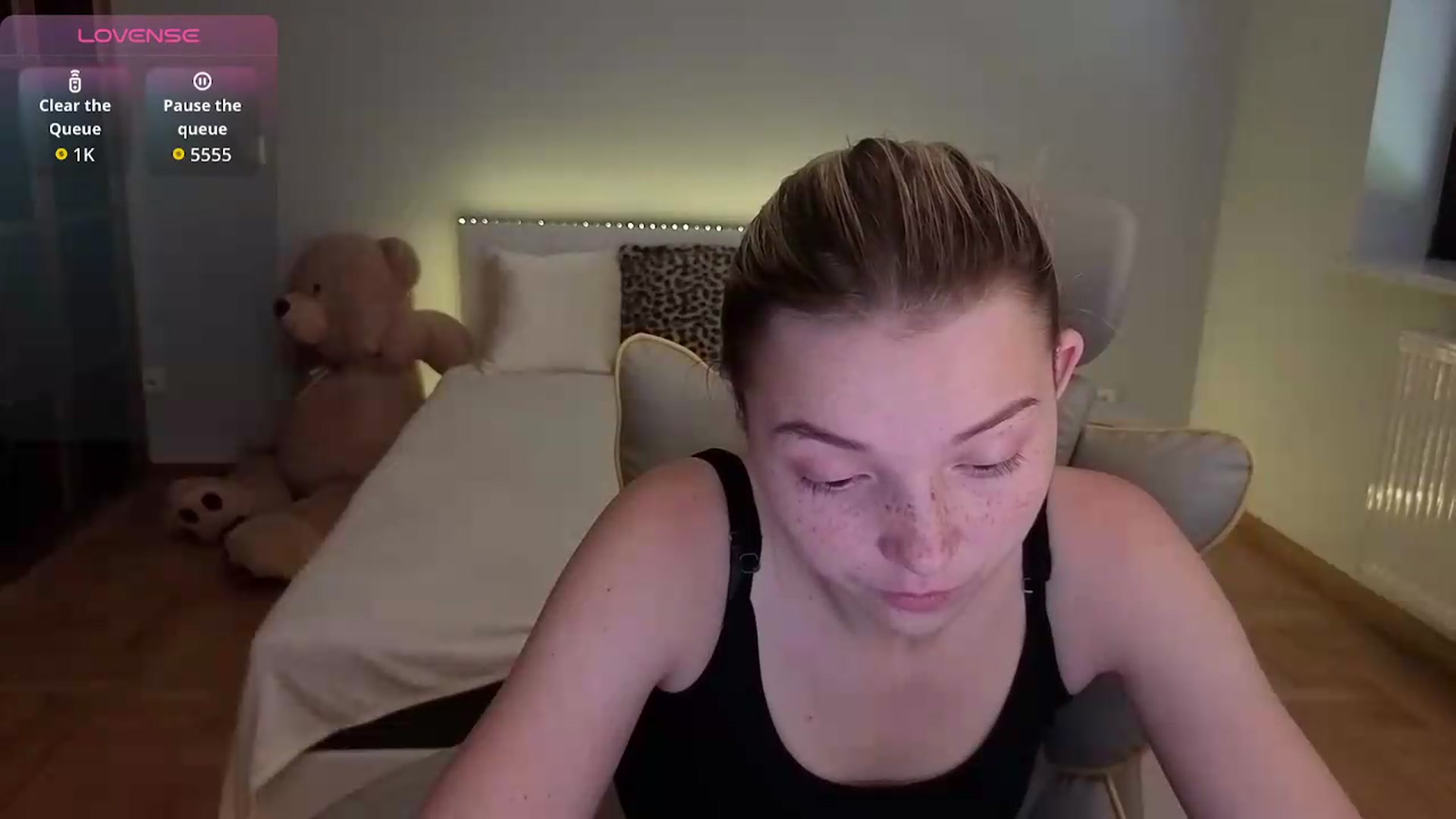 Gallery image thumbnail from Daisyy's myfreecams stream on, 07/17/2026, 13:13 image 12 of 20