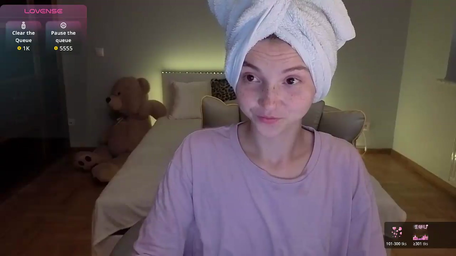 Gallery image thumbnail from Daisyy's myfreecams stream on, 07/17/2026, 17:38 image 4 of 20