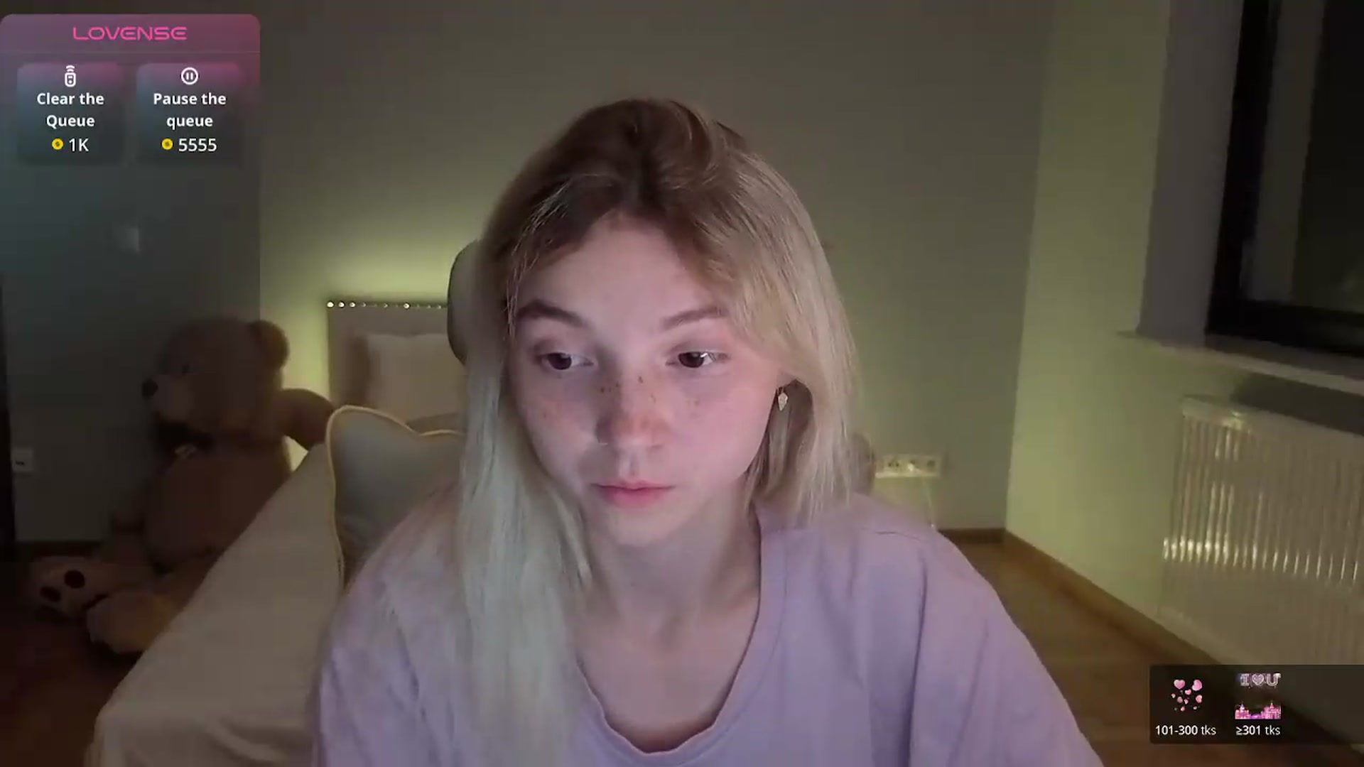 Gallery image thumbnail from Daisyy's myfreecams stream on, 07/17/2026, 20:11 image 12 of 20