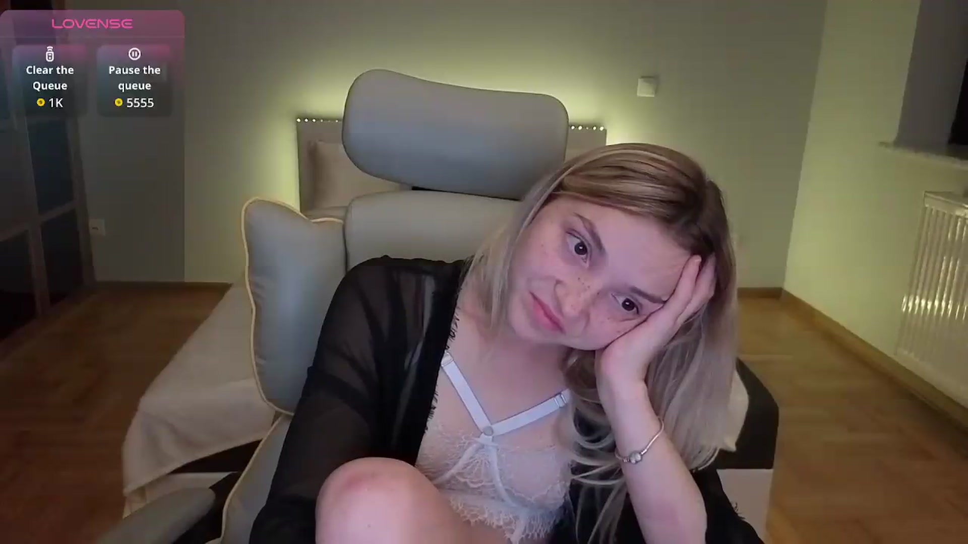 Gallery image thumbnail from Daisyy's myfreecams stream on, 07/18/2026, 23:10 image 18 of 20