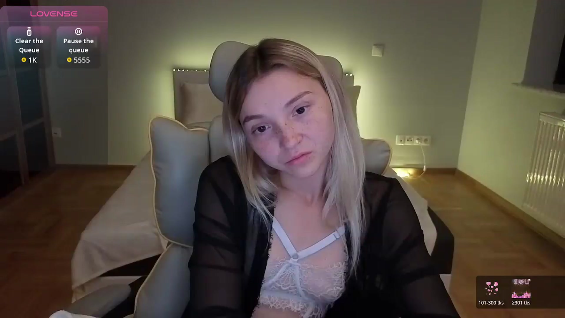 Gallery image thumbnail from Daisyy's myfreecams stream on, 07/18/2026, 23:10 image 13 of 20