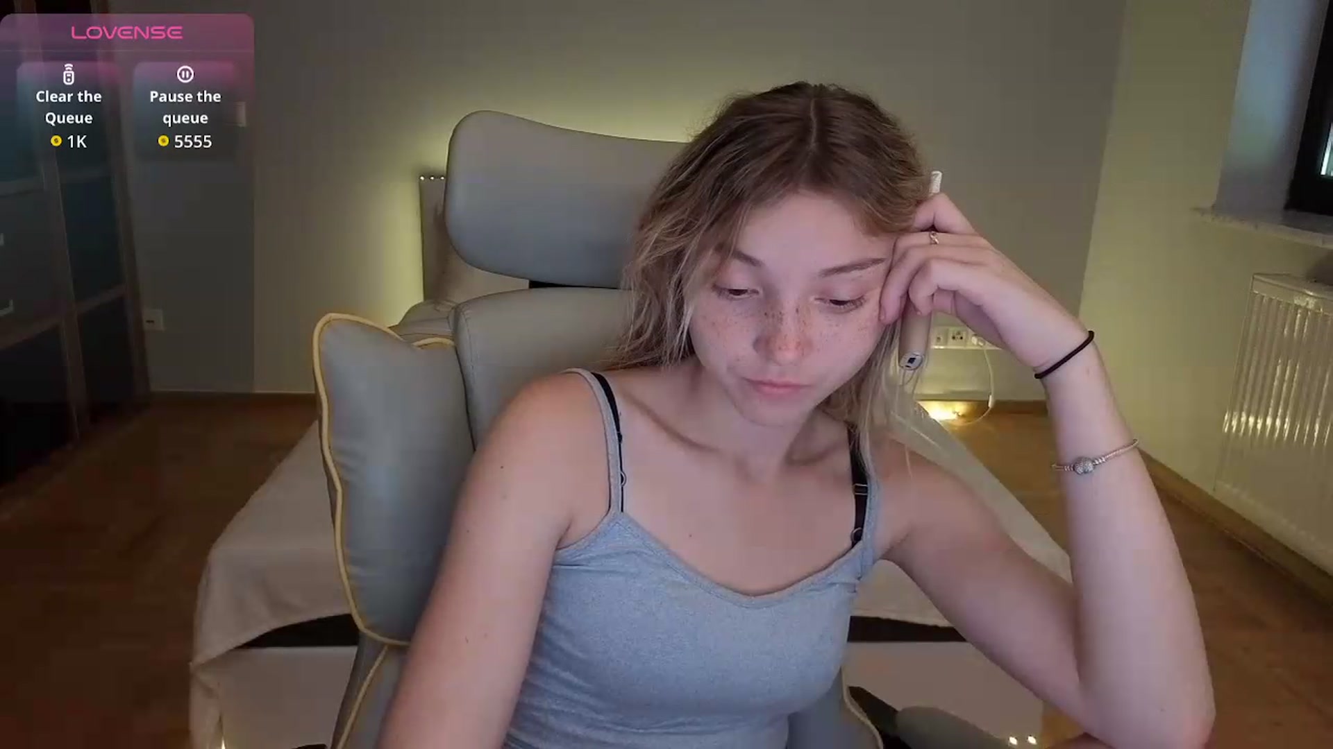 Gallery image thumbnail from Daisyy's myfreecams stream on, 07/19/2026, 13:06 image 2 of 20