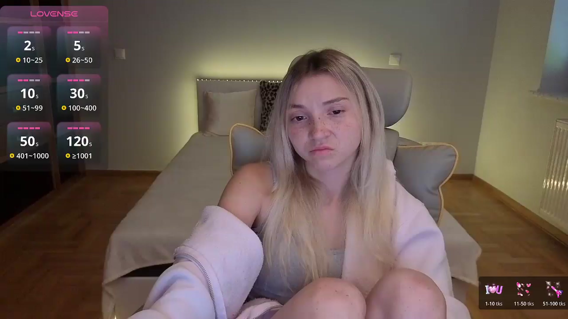 Gallery image thumbnail from Daisyy's myfreecams stream on, 07/19/2026, 14:55 image 10 of 20