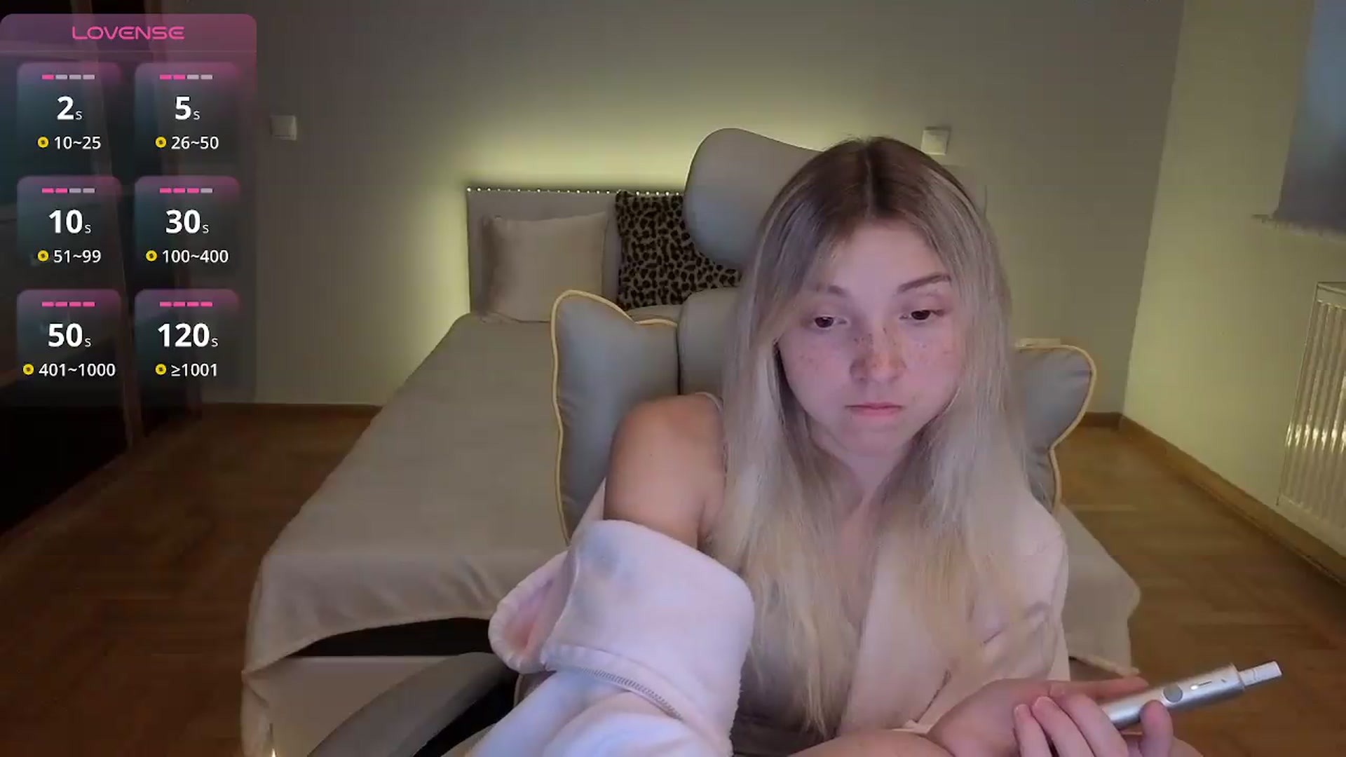 Gallery image thumbnail from Daisyy's myfreecams stream on, 07/19/2026, 14:55 image 20 of 20