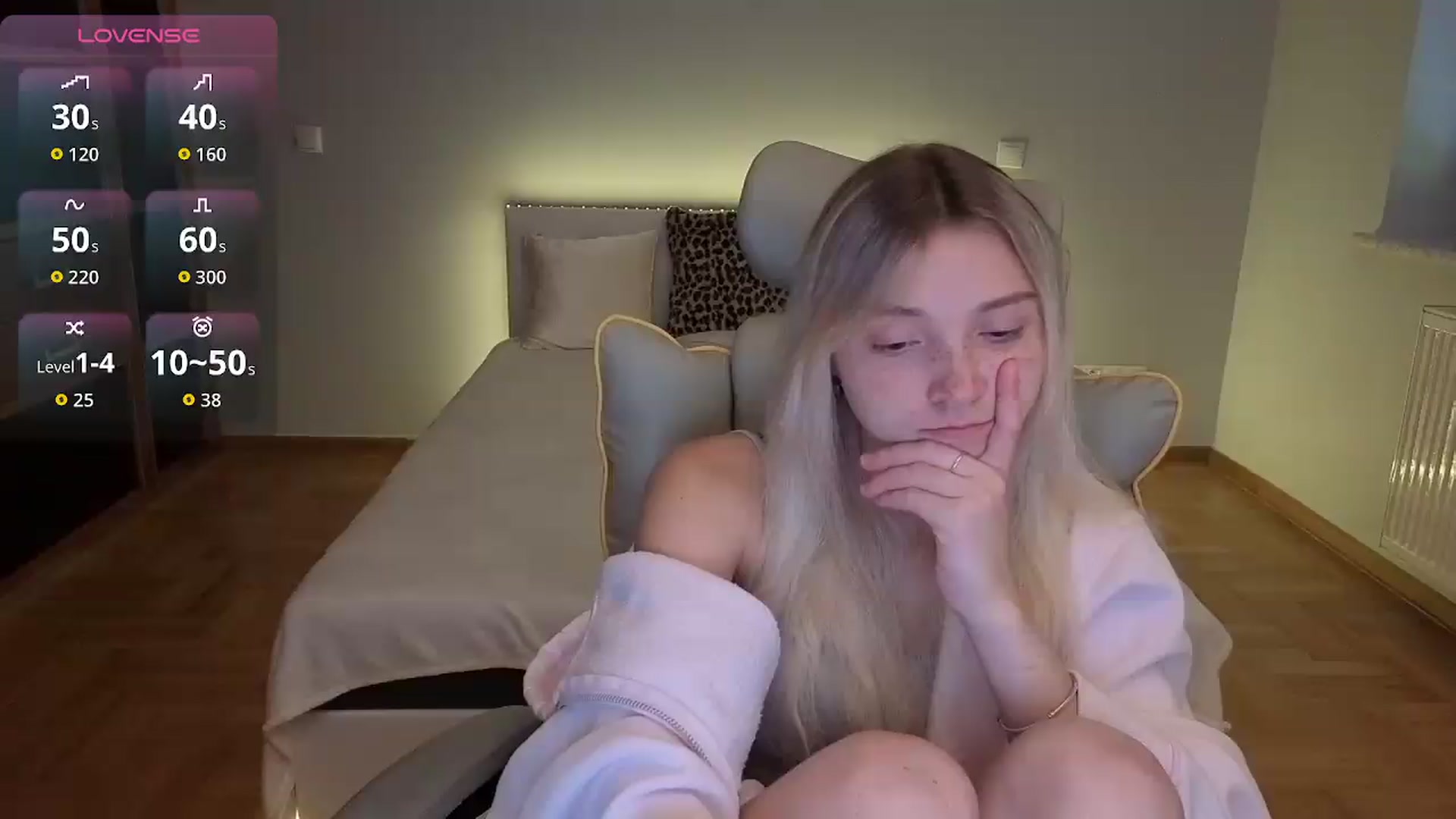 Gallery image thumbnail from Daisyy's myfreecams stream on, 07/19/2026, 14:55 image 15 of 20