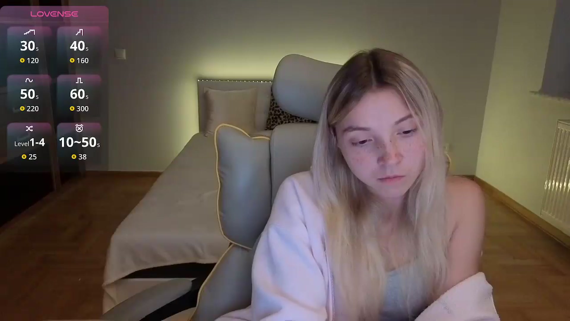 Gallery image thumbnail from Daisyy's myfreecams stream on, 07/19/2026, 17:27 image 5 of 20