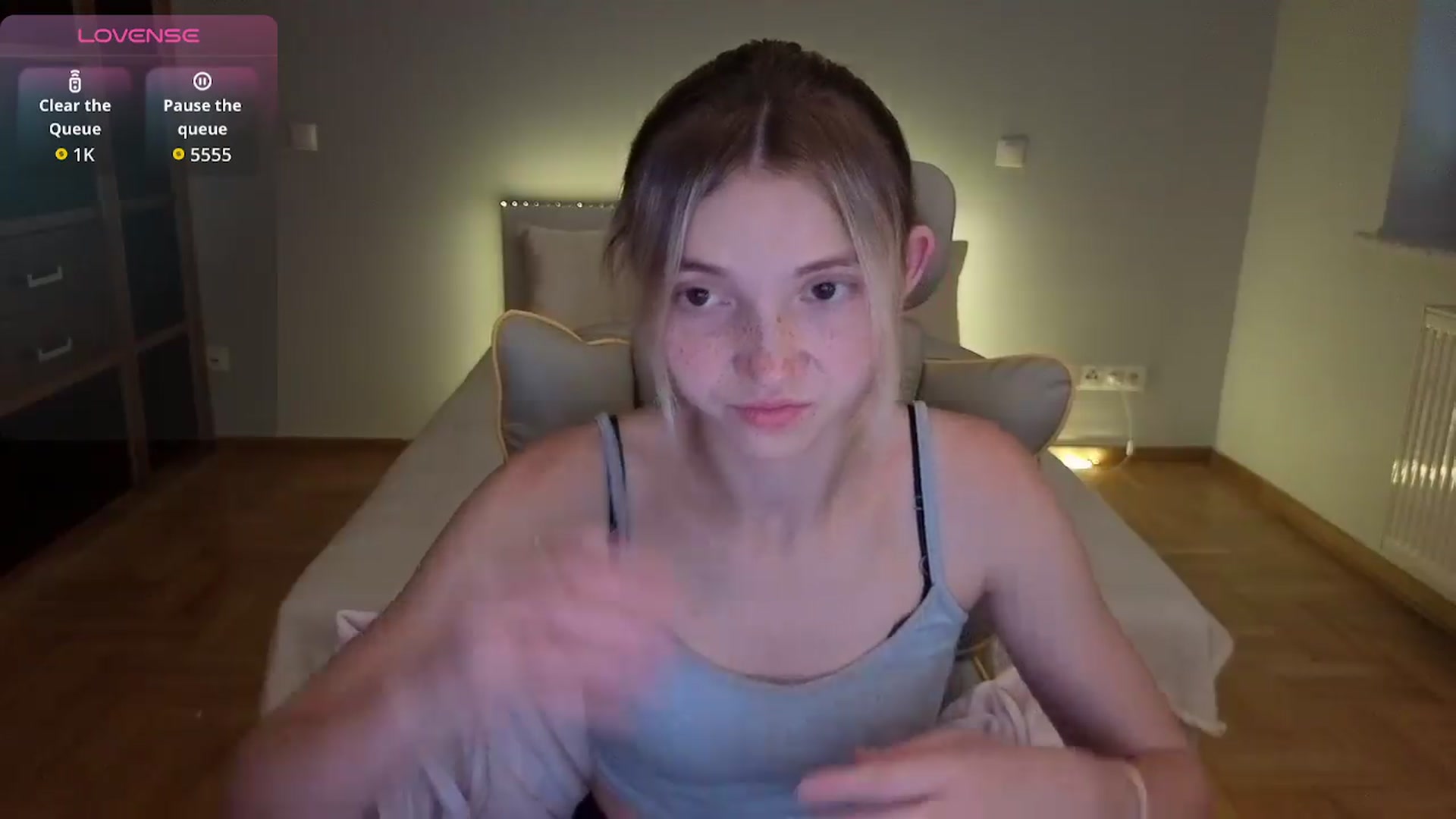 Gallery image thumbnail from Daisyy's myfreecams stream on, 07/19/2026, 17:27 image 14 of 20