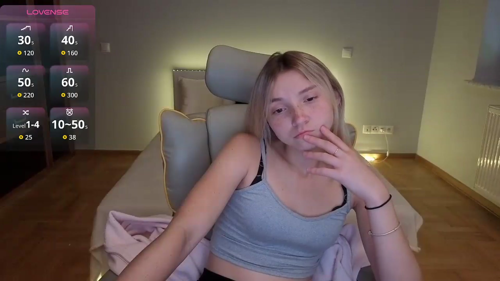 Gallery image thumbnail from Daisyy's myfreecams stream on, 07/19/2026, 17:27 image 16 of 20