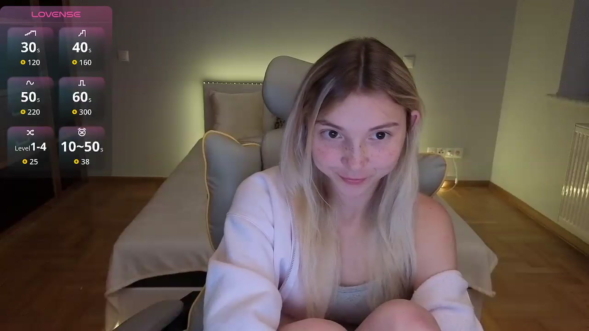 Gallery image thumbnail from Daisyy's myfreecams stream on, 07/19/2026, 17:27 image 2 of 20