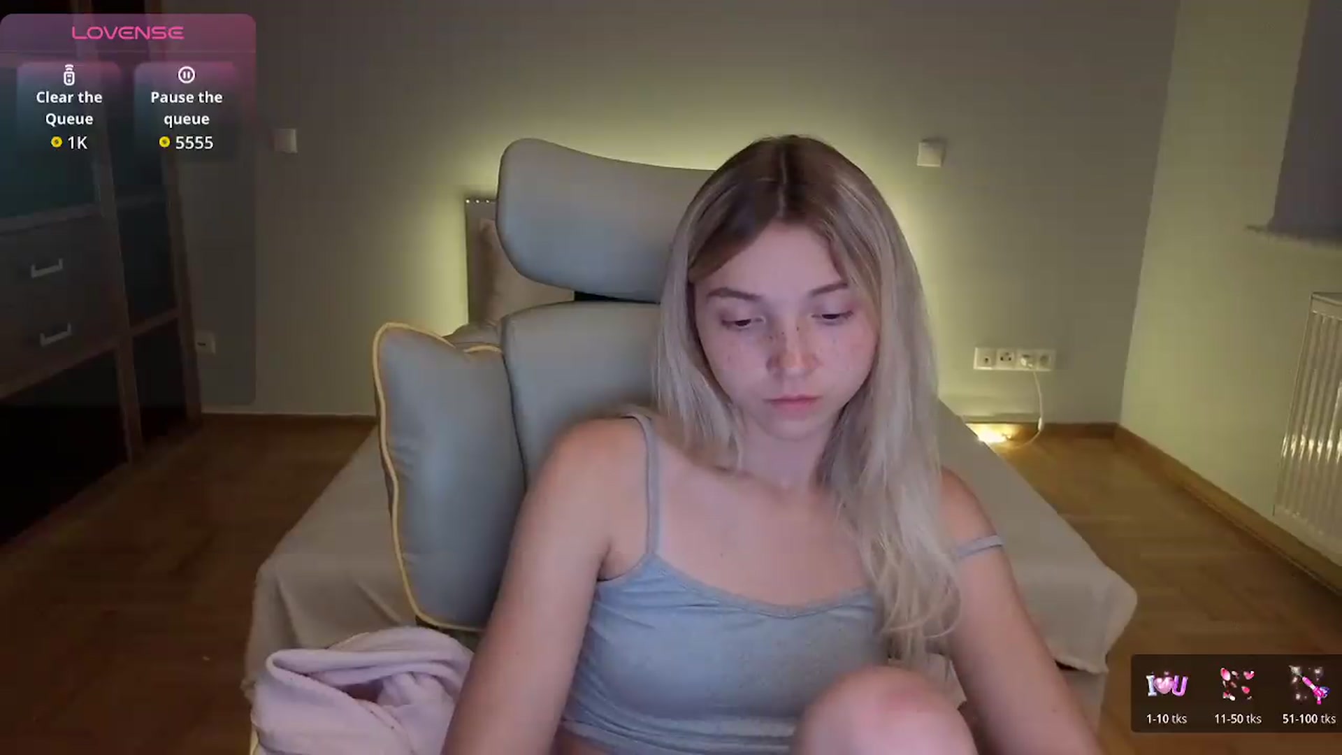 Gallery image thumbnail from Daisyy's myfreecams stream on, 07/19/2026, 20:08 image 15 of 20