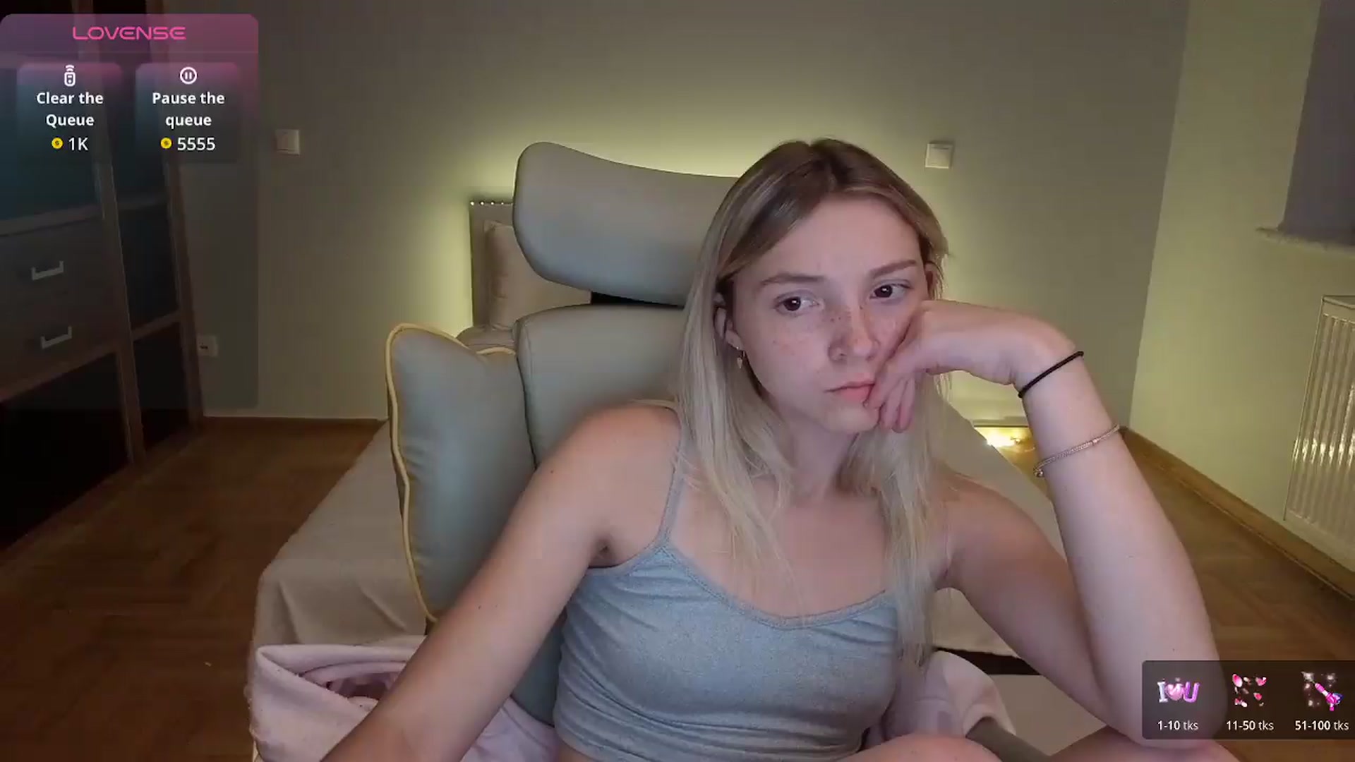Gallery image thumbnail from Daisyy's myfreecams stream on, 07/19/2026, 20:08 image 9 of 20