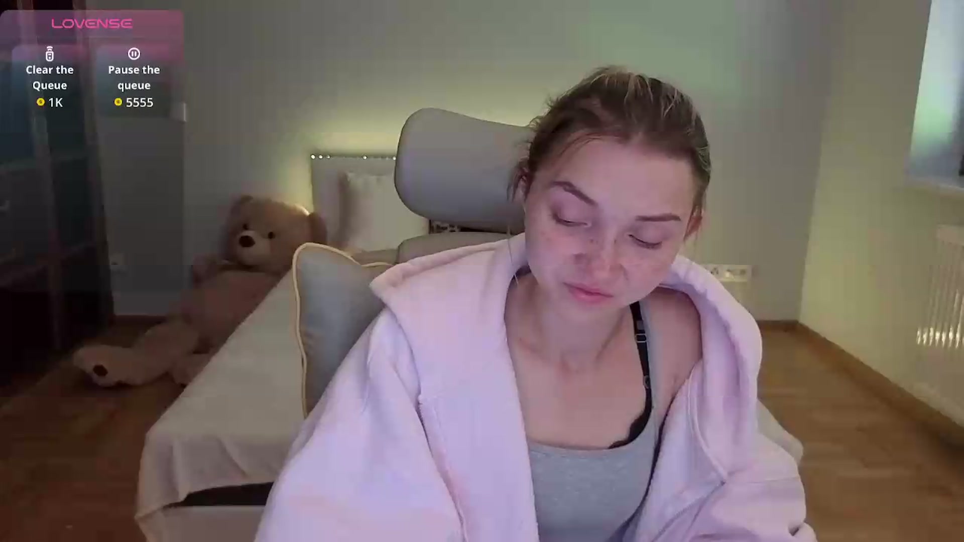 Gallery image thumbnail from Daisyy's myfreecams stream on, 07/20/2026, 13:12 image 8 of 20