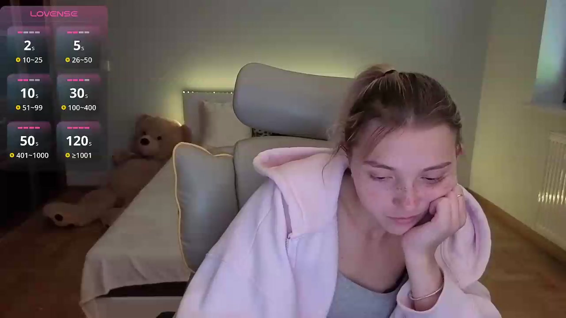 Gallery image thumbnail from Daisyy's myfreecams stream on, 07/20/2026, 13:12 image 7 of 20