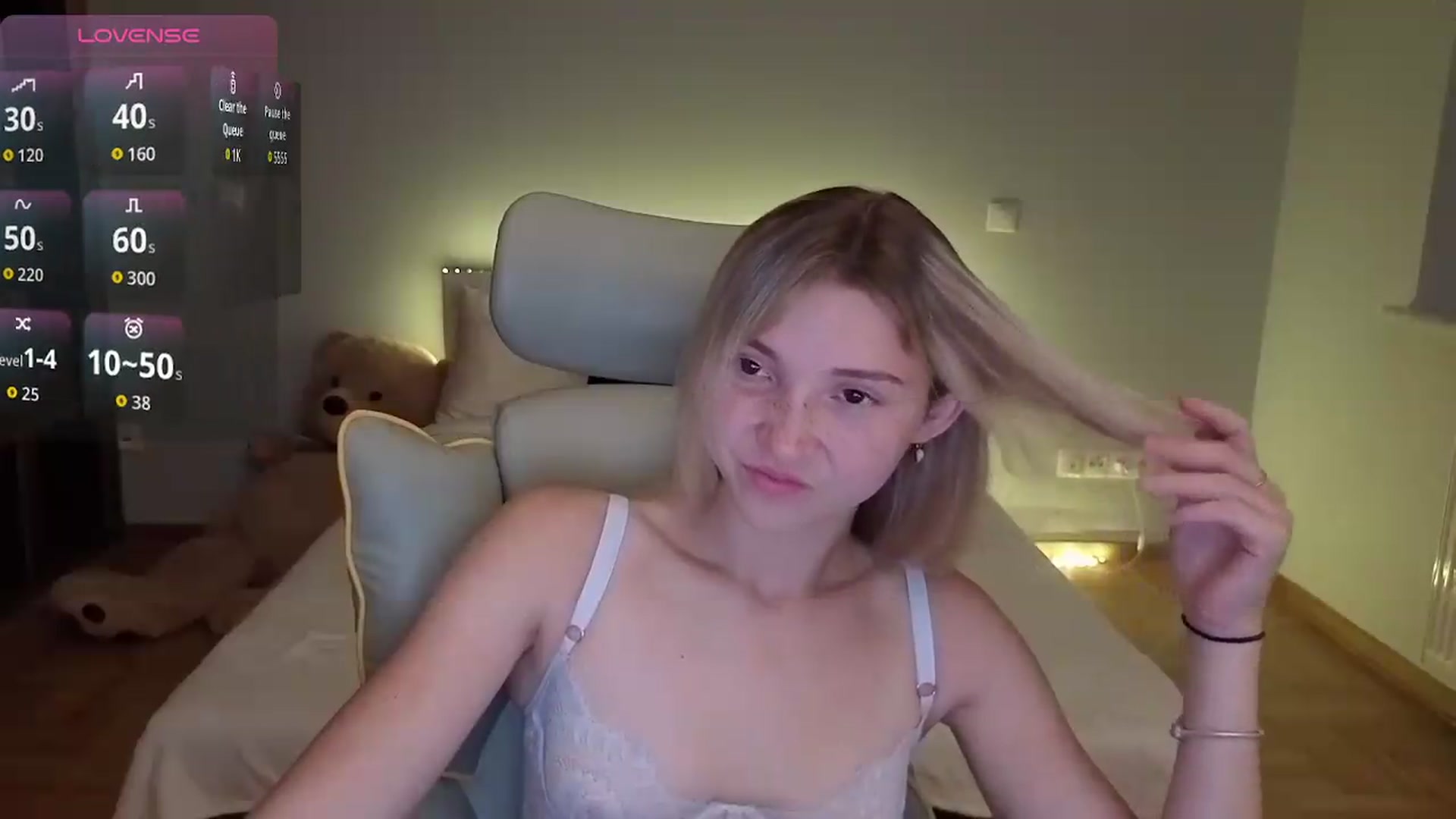 Gallery image thumbnail from Daisyy's myfreecams stream on, 07/20/2026, 19:54 image 18 of 20