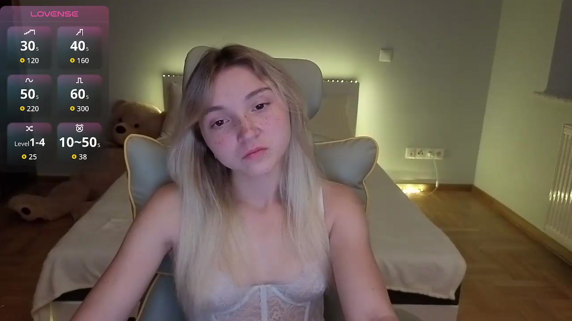 Gallery image thumbnail from Daisyy's myfreecams stream on, 07/20/2026, 20:53 image 14 of 20