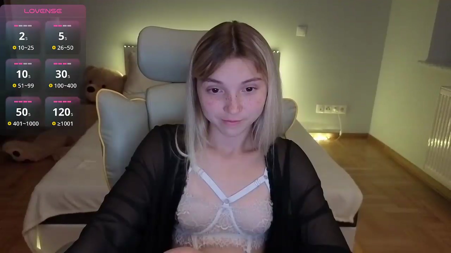 Gallery image thumbnail from Daisyy's myfreecams stream on, 07/20/2026, 22:35 image 6 of 20