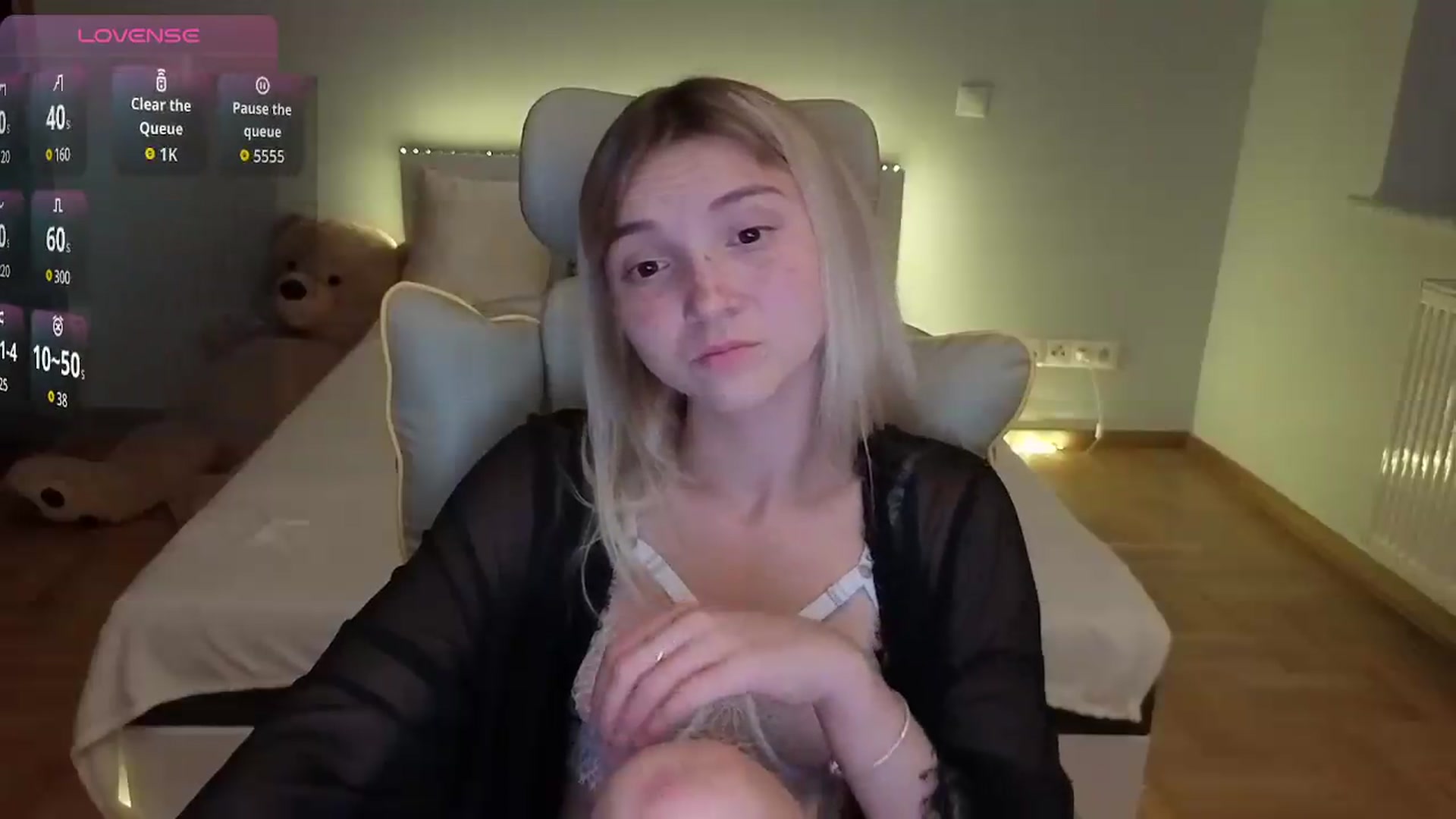 Gallery image thumbnail from Daisyy's myfreecams stream on, 07/20/2026, 22:35 image 4 of 20