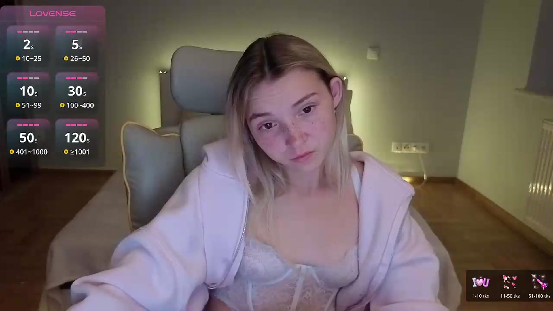 Gallery image thumbnail from Daisyy's myfreecams stream on, 07/21/2026, 13:47 image 10 of 20