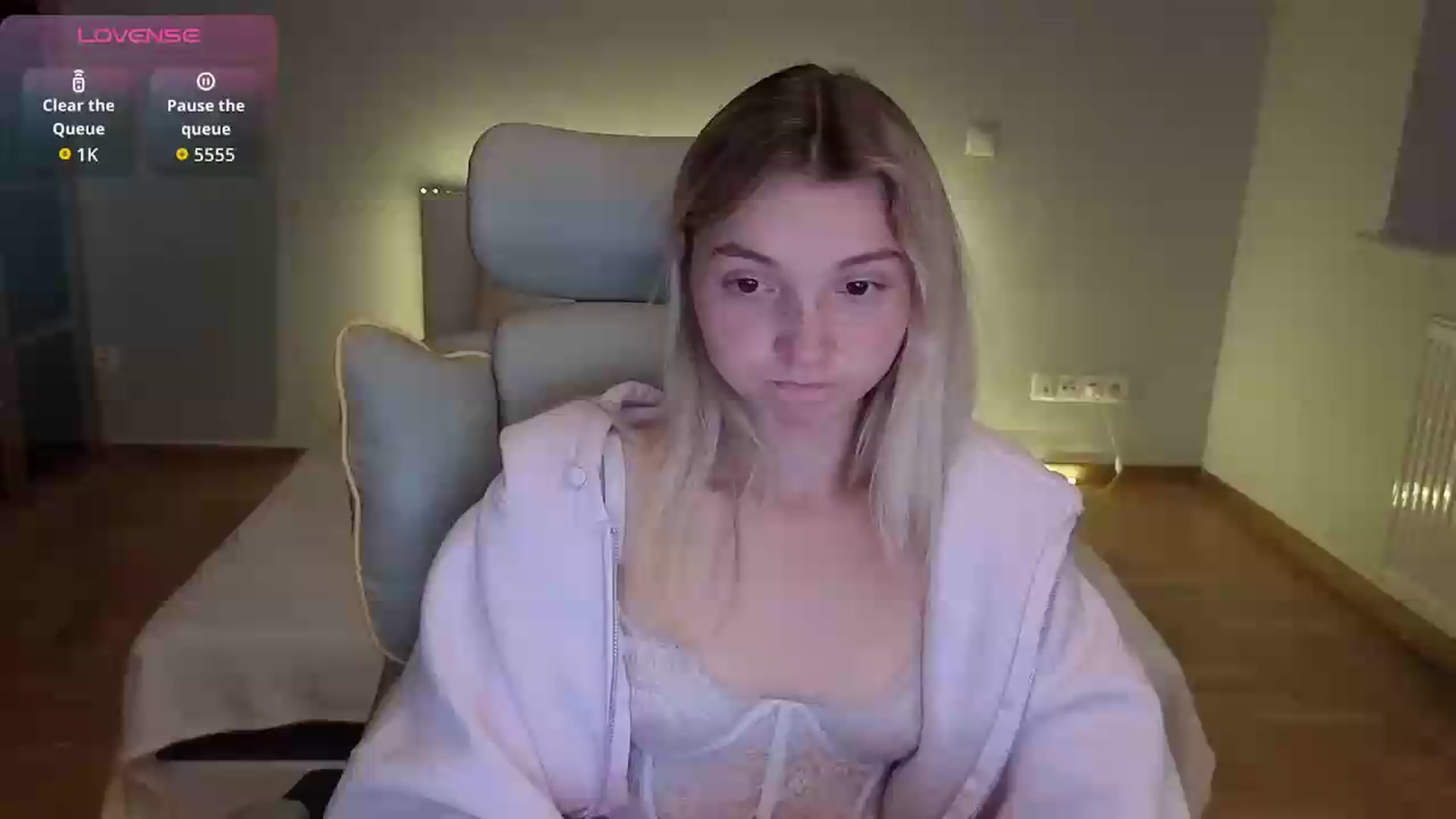 Gallery image thumbnail from Daisyy's myfreecams stream on, 07/21/2026, 13:47 image 17 of 20