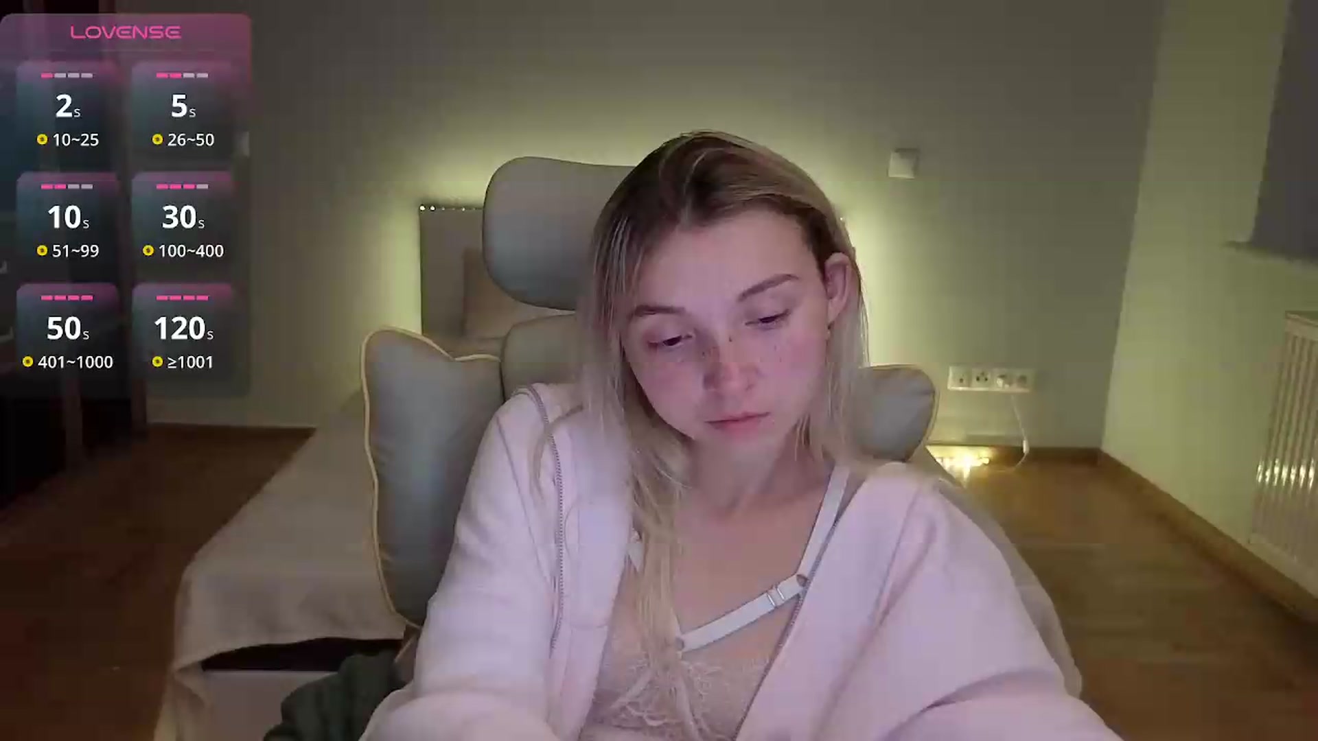 Gallery image thumbnail from Daisyy's myfreecams stream on, 07/21/2026, 15:57 image 2 of 20