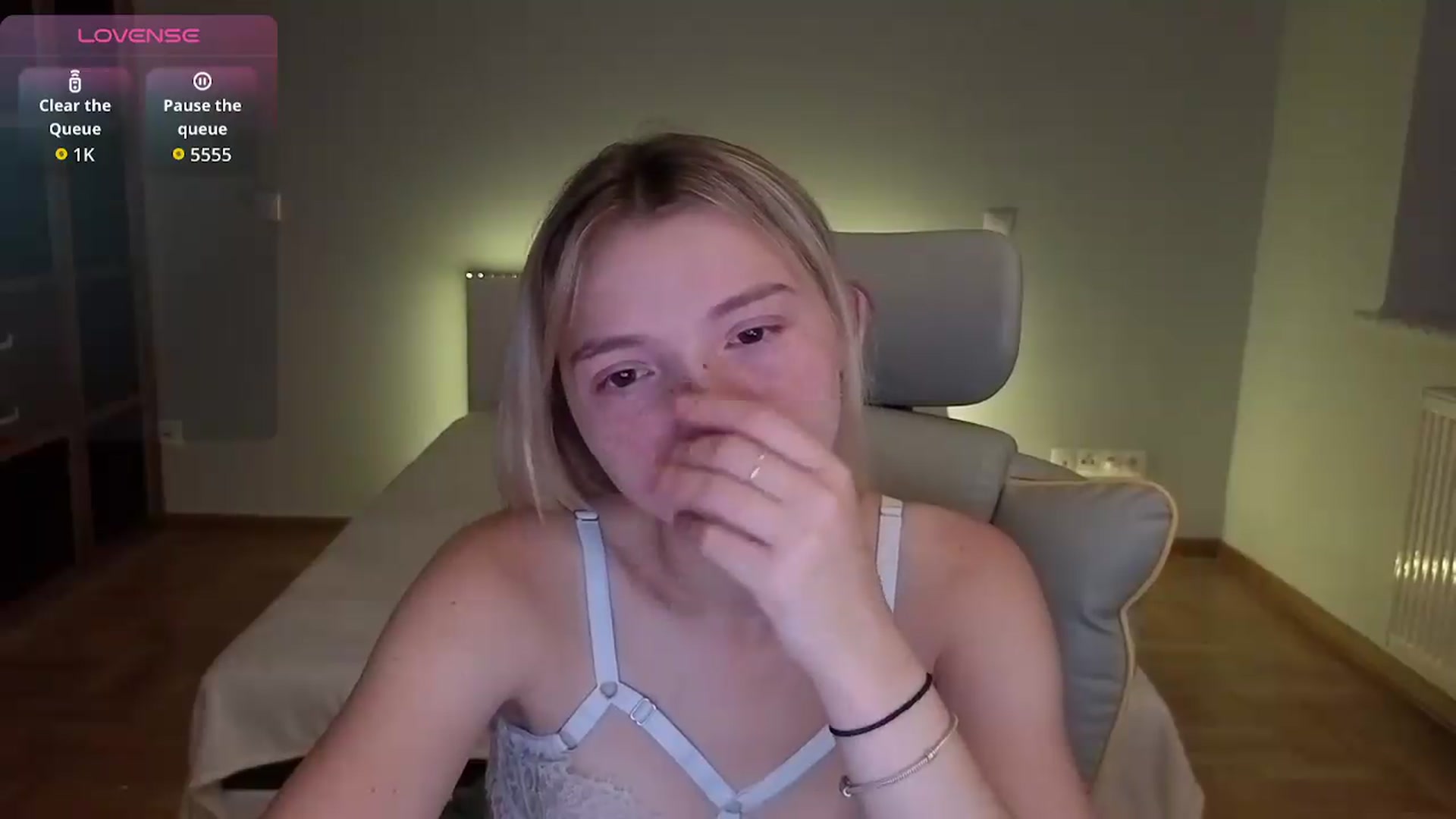Gallery image thumbnail from Daisyy's myfreecams stream on, 07/21/2026, 17:29 image 12 of 20