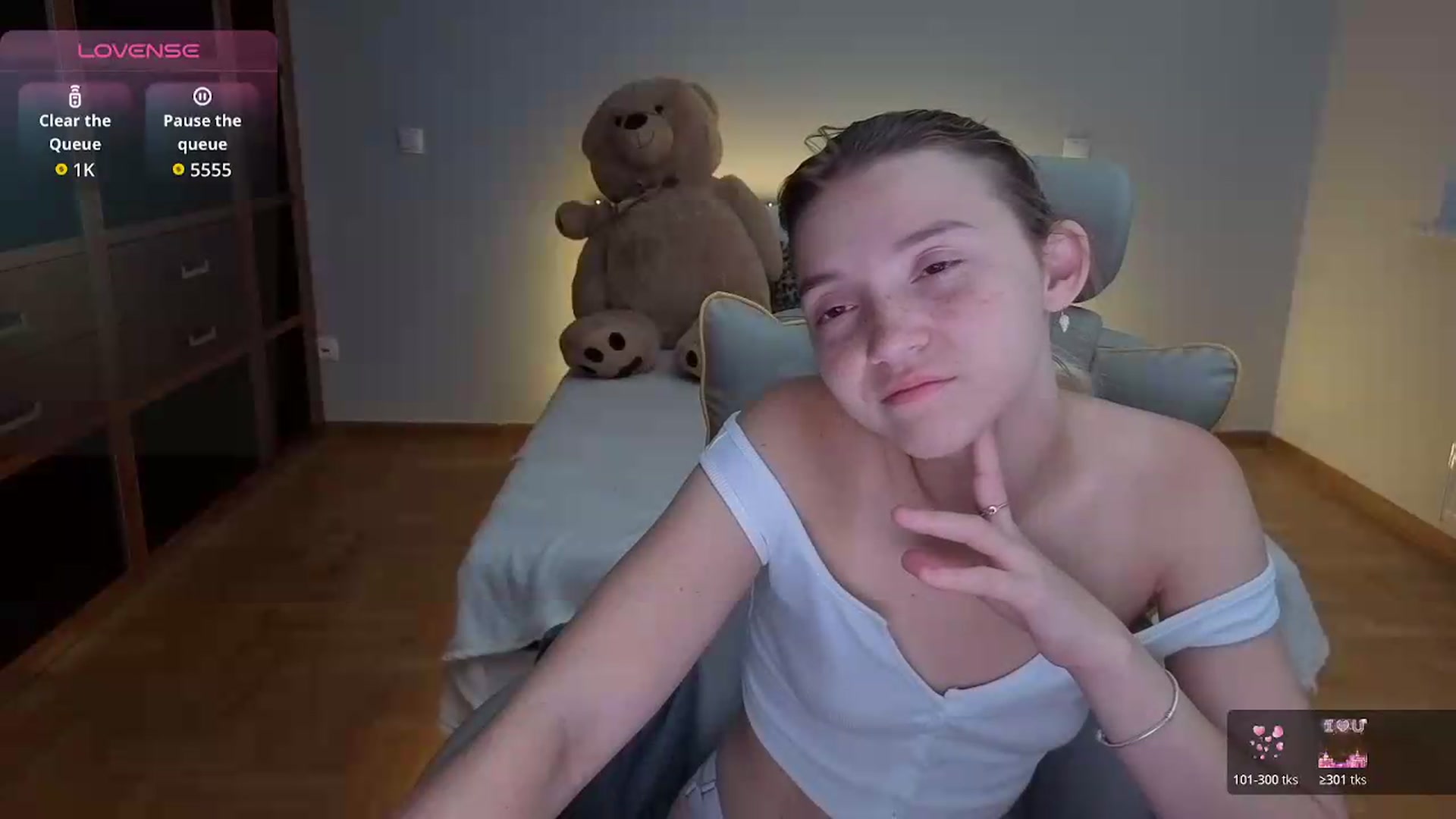 Gallery image thumbnail from Daisyy's myfreecams stream on, 07/26/2026, 16:11 image 18 of 20