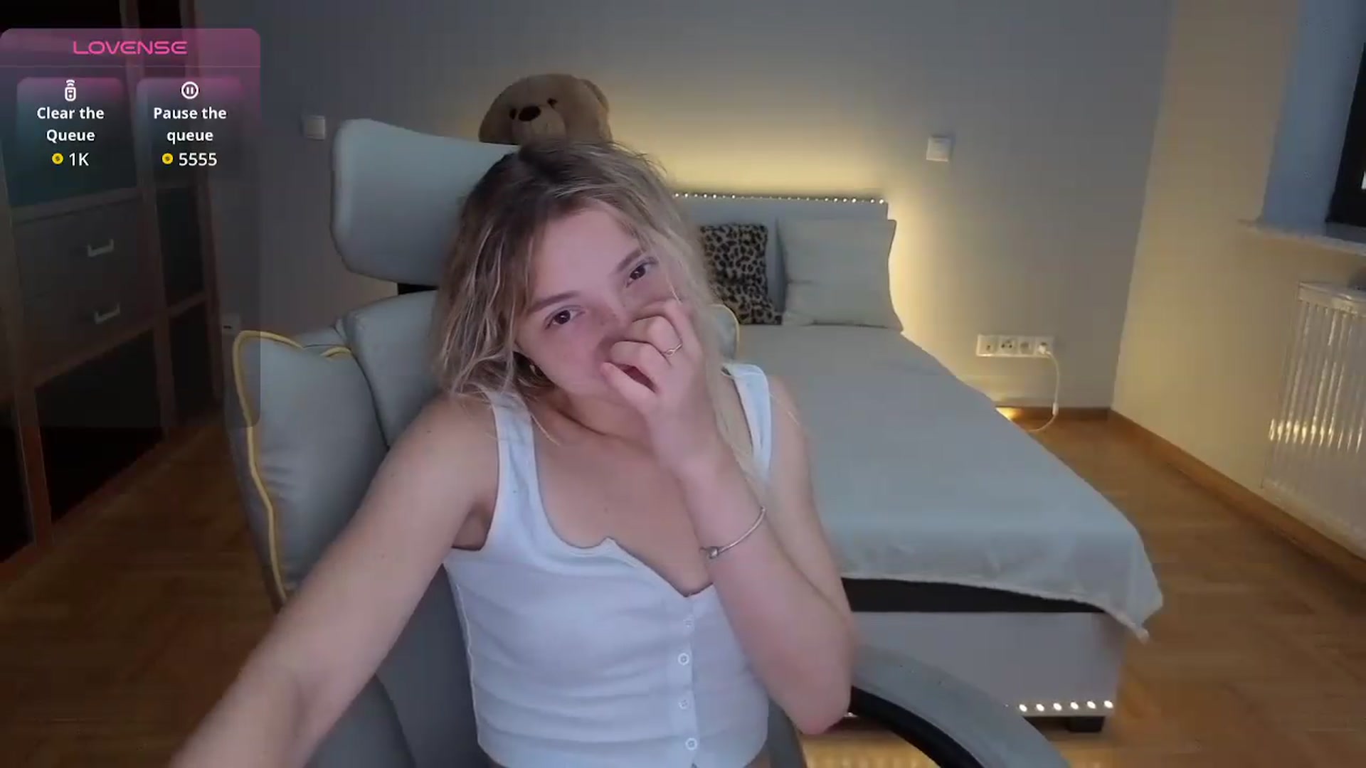 Gallery image thumbnail from Daisyy's myfreecams stream on, 07/26/2026, 17:30 image 9 of 20