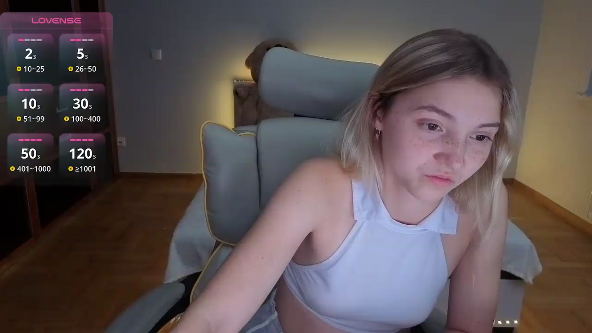 Gallery image thumbnail from Daisyy's myfreecams stream on, 07/26/2026, 18:53 image 9 of 20