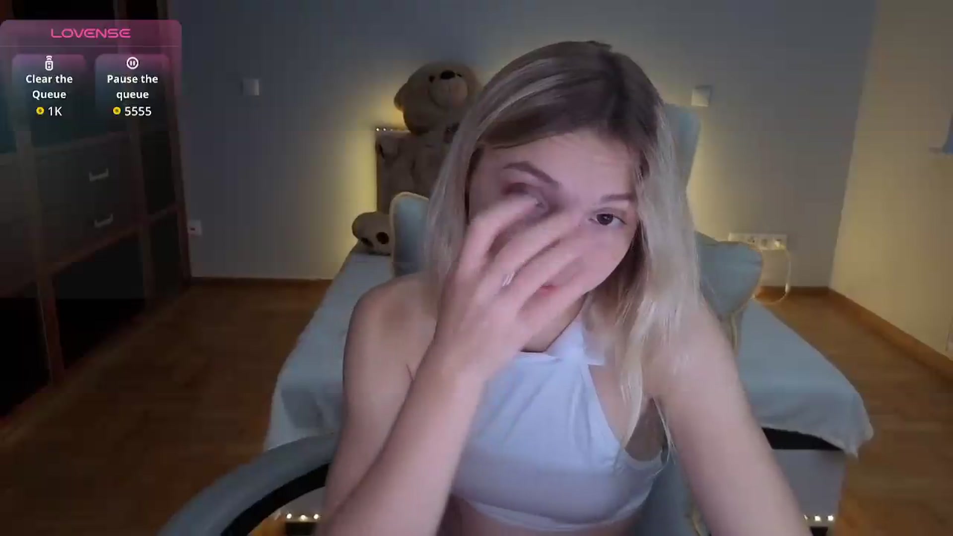 Gallery image thumbnail from Daisyy's myfreecams stream on, 07/26/2026, 18:53 image 12 of 20