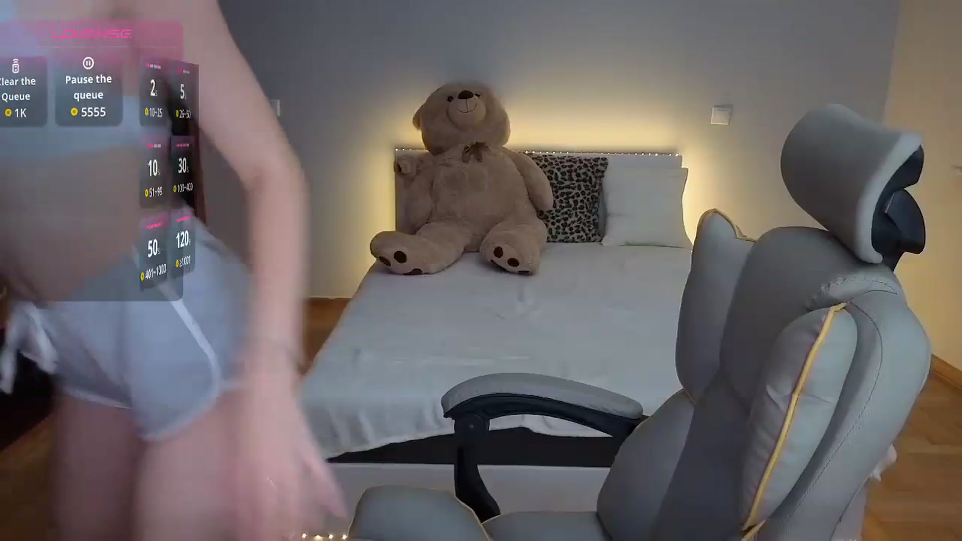 Gallery image thumbnail from Daisyy's myfreecams stream on, 07/26/2026, 18:53 image 3 of 20