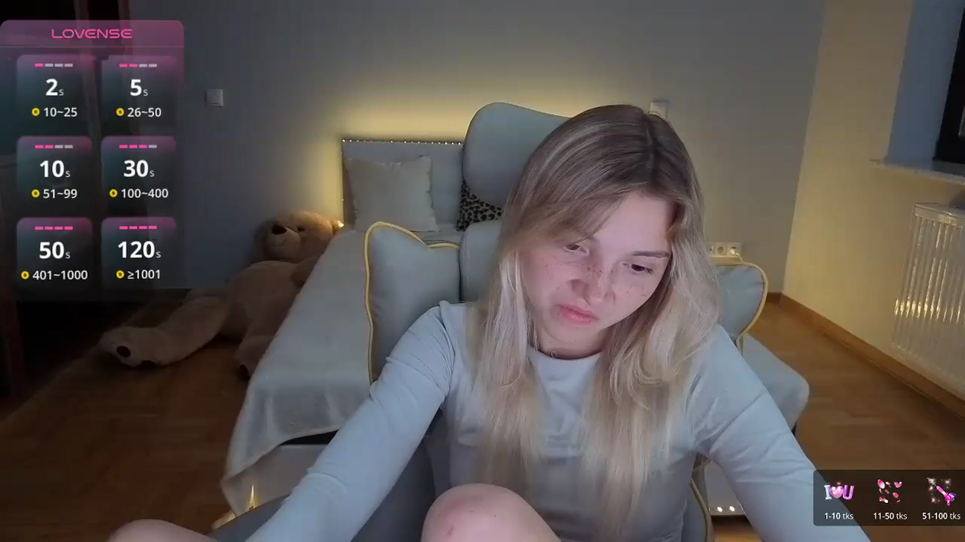 Gallery image thumbnail from Daisyy's myfreecams stream on, 07/27/2026, 24:01 image 9 of 20