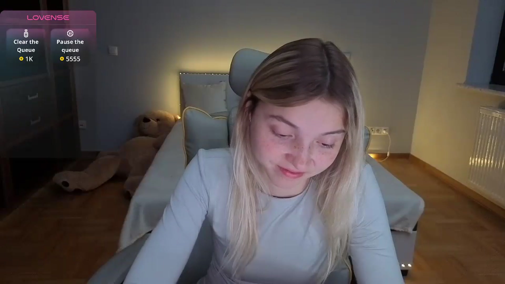 Gallery image thumbnail from Daisyy's myfreecams stream on, 07/27/2026, 24:01 image 2 of 20
