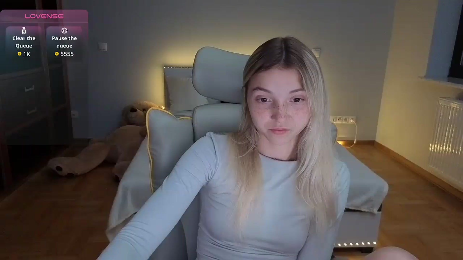 Gallery image thumbnail from Daisyy's myfreecams stream on, 07/27/2026, 24:01 image 6 of 20