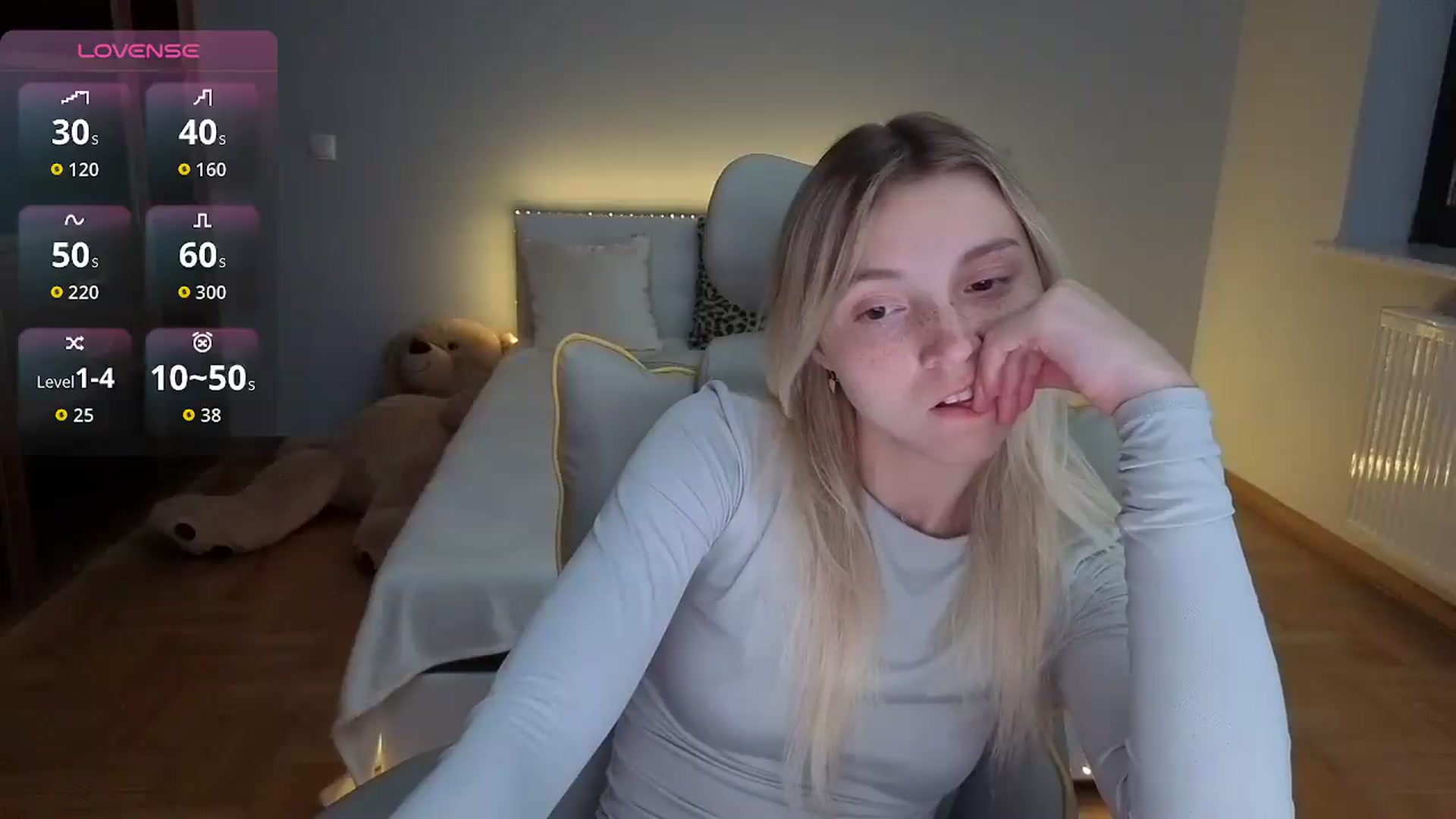 Gallery image thumbnail from Daisyy's myfreecams stream on, 07/27/2026, 24:01 image 11 of 20