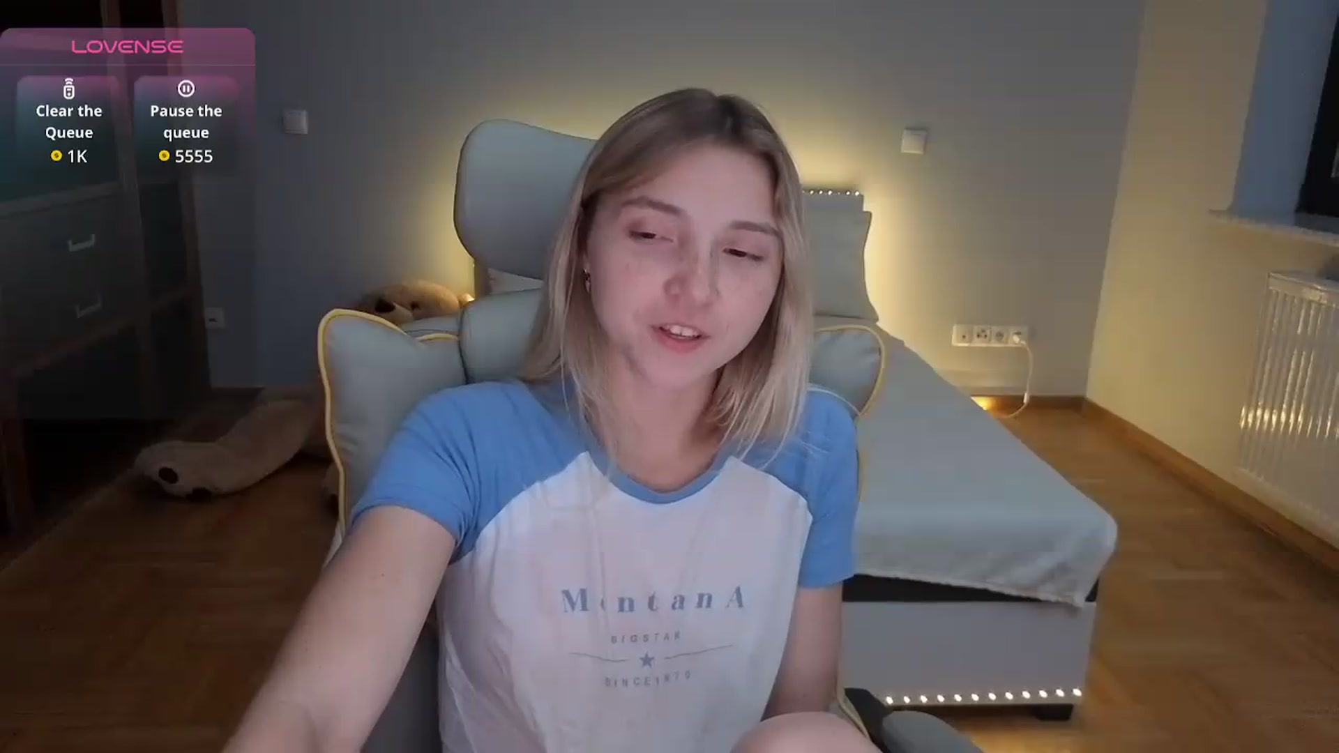 Gallery image thumbnail from Daisyy's myfreecams stream on, 07/27/2026, 24:49 image 2 of 20
