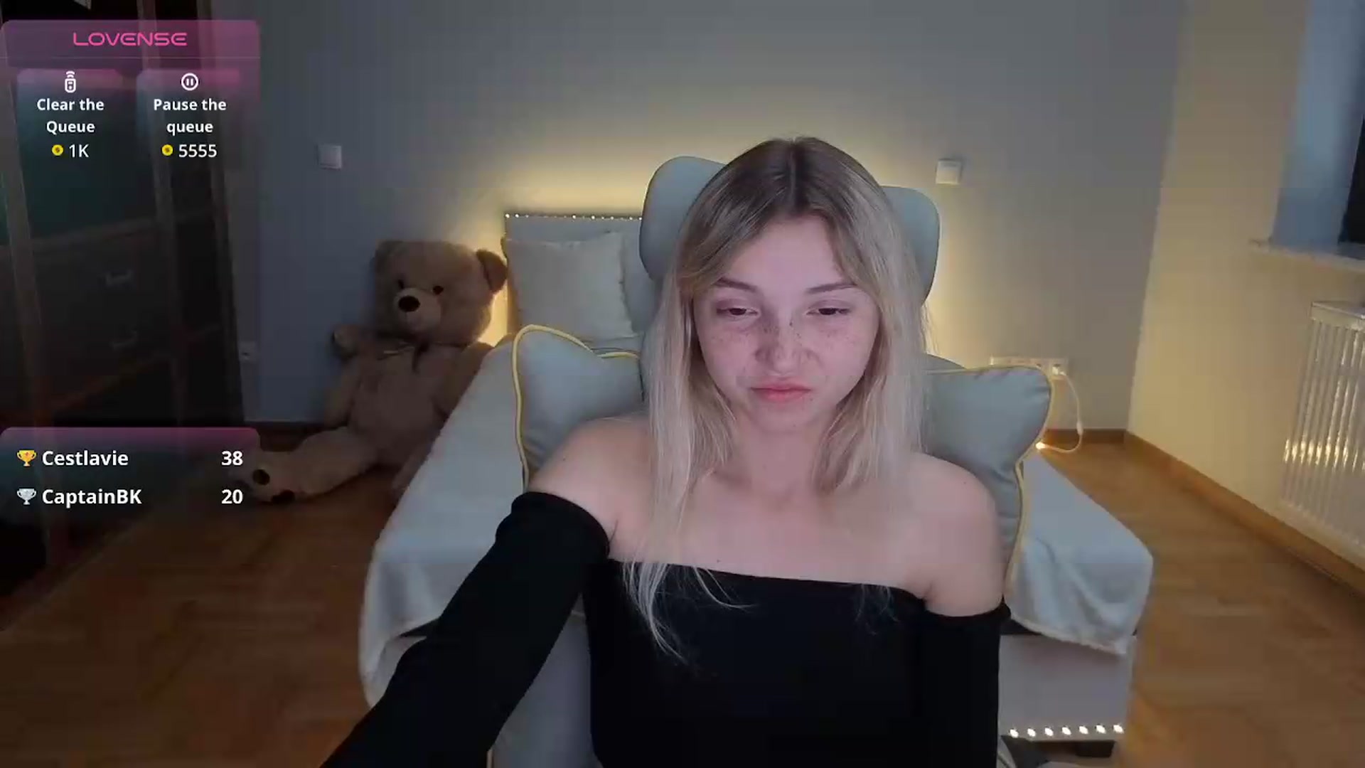 Gallery image thumbnail from Daisyy's myfreecams stream on, 07/27/2026, 16:08 image 19 of 20