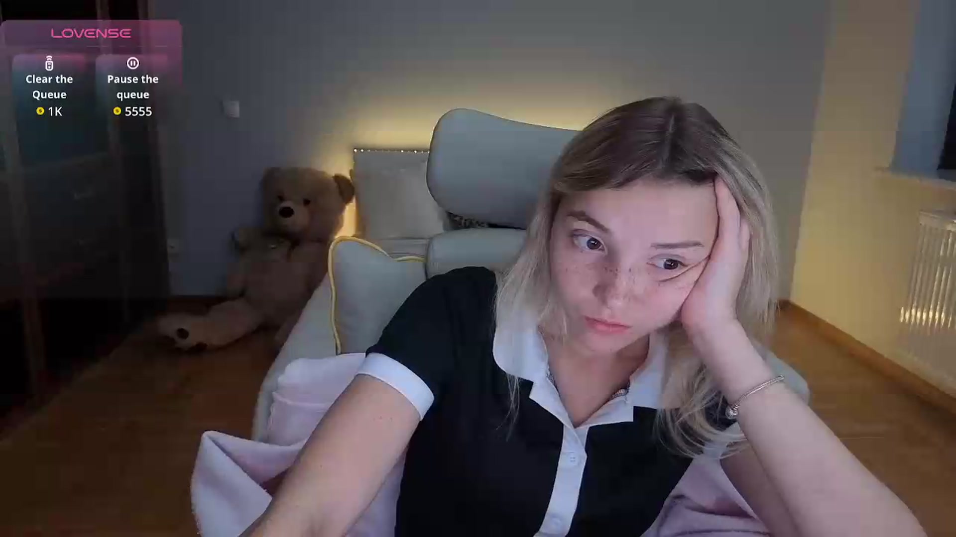Gallery image thumbnail from Daisyy's myfreecams stream on, 07/27/2026, 18:30 image 5 of 20