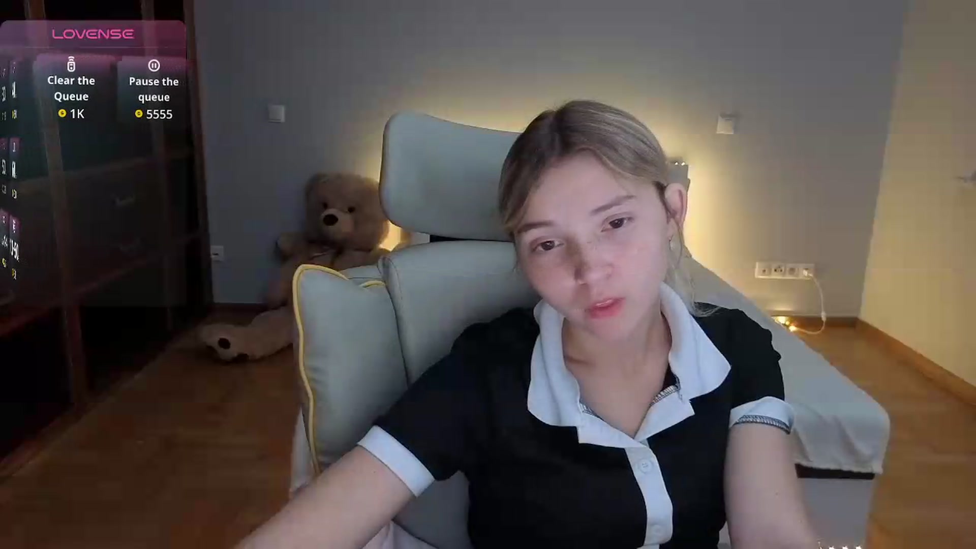 Gallery image thumbnail from Daisyy's myfreecams stream on, 07/27/2026, 18:30 image 18 of 20