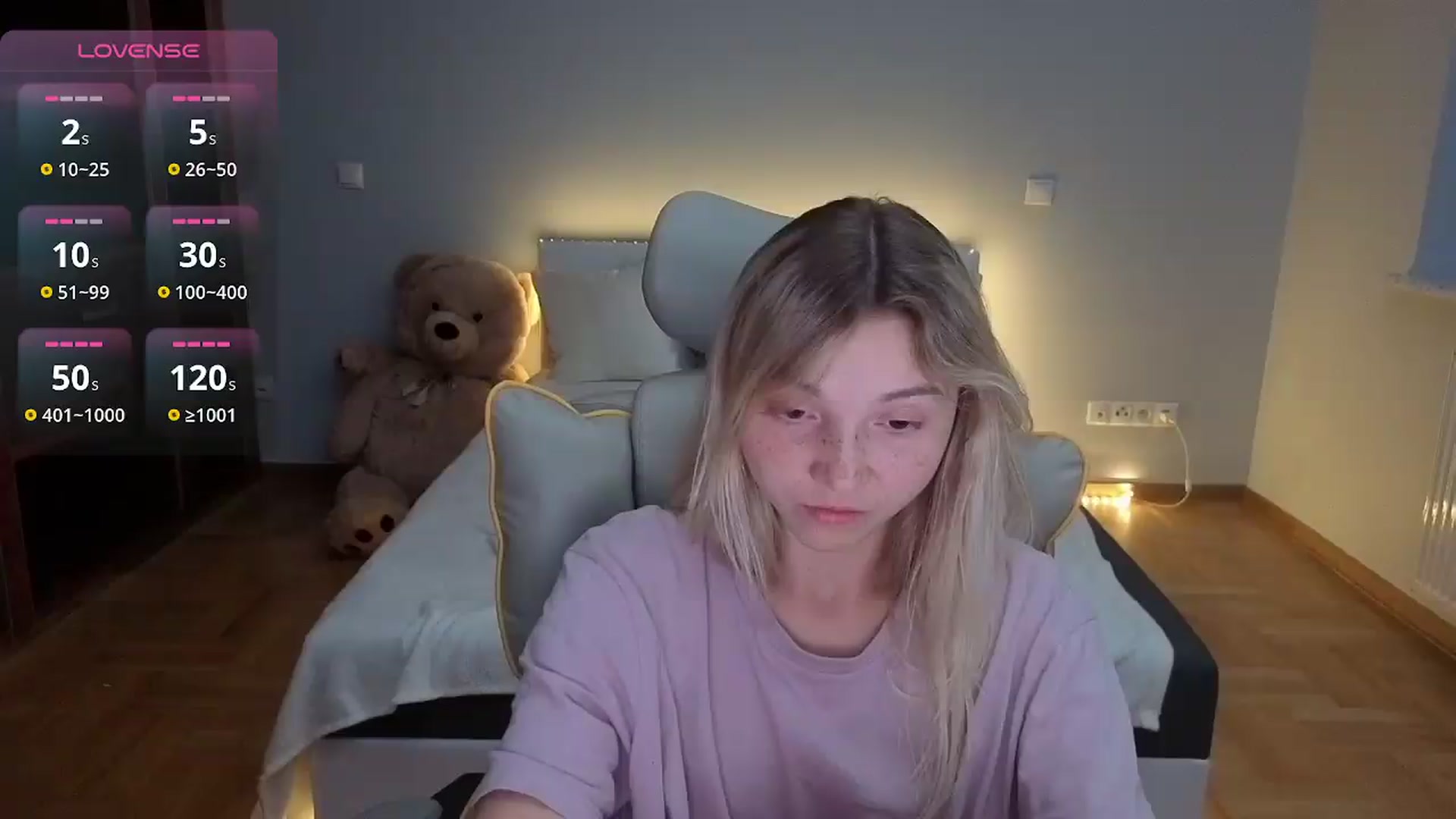 Gallery image thumbnail from Daisyy's myfreecams stream on, 07/28/2026, 24:18 image 1 of 20