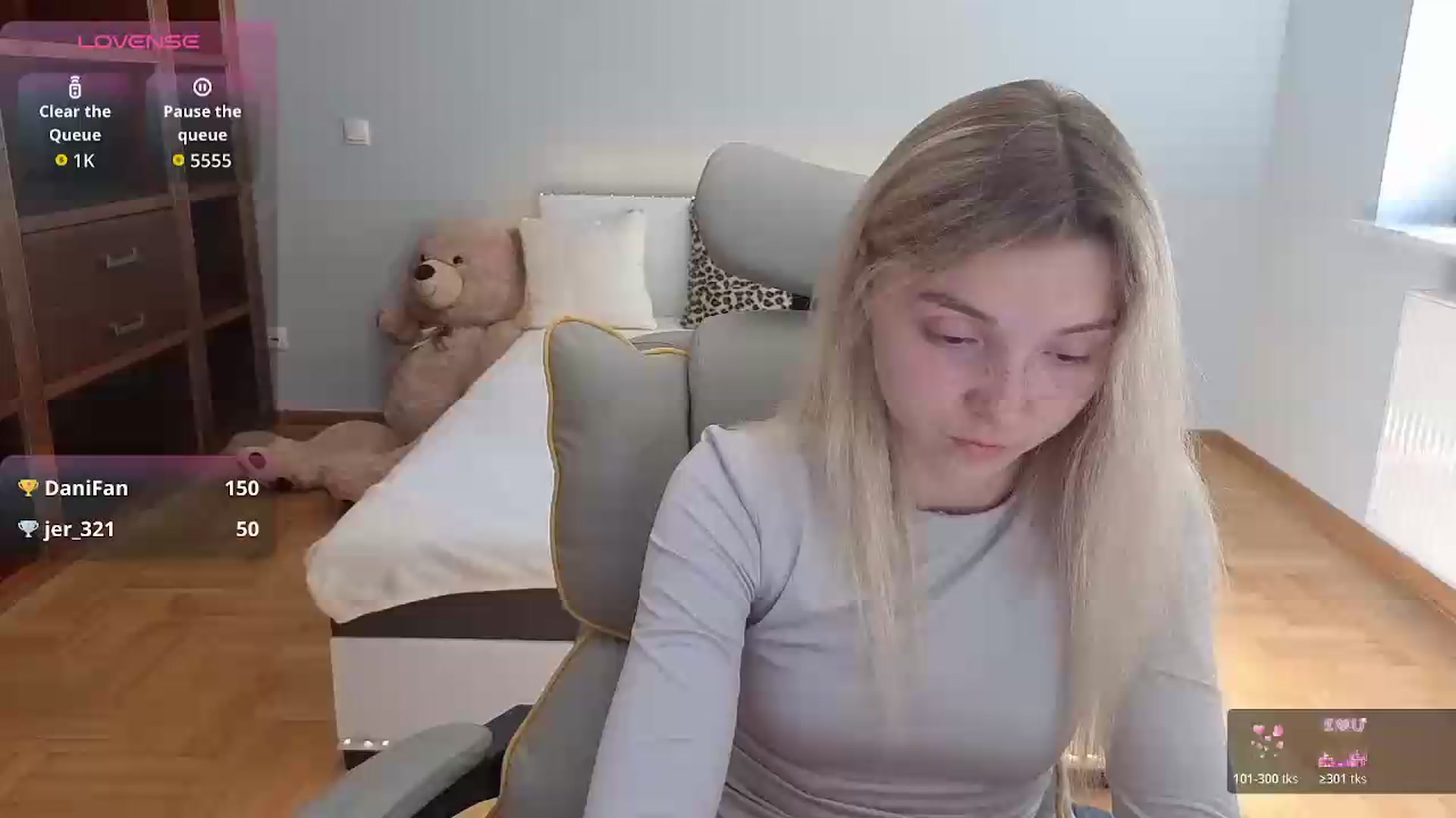 Gallery image thumbnail from Daisyy's myfreecams stream on, 07/28/2026, 15:23 image 14 of 20