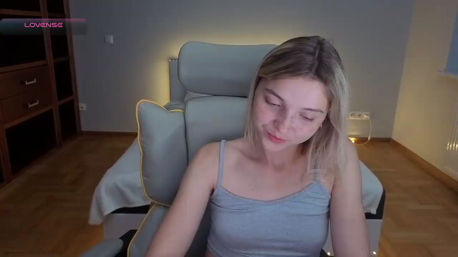 Gallery image thumbnail from Daisyy's myfreecams stream on, 07/28/2026, 22:32 image 13 of 20