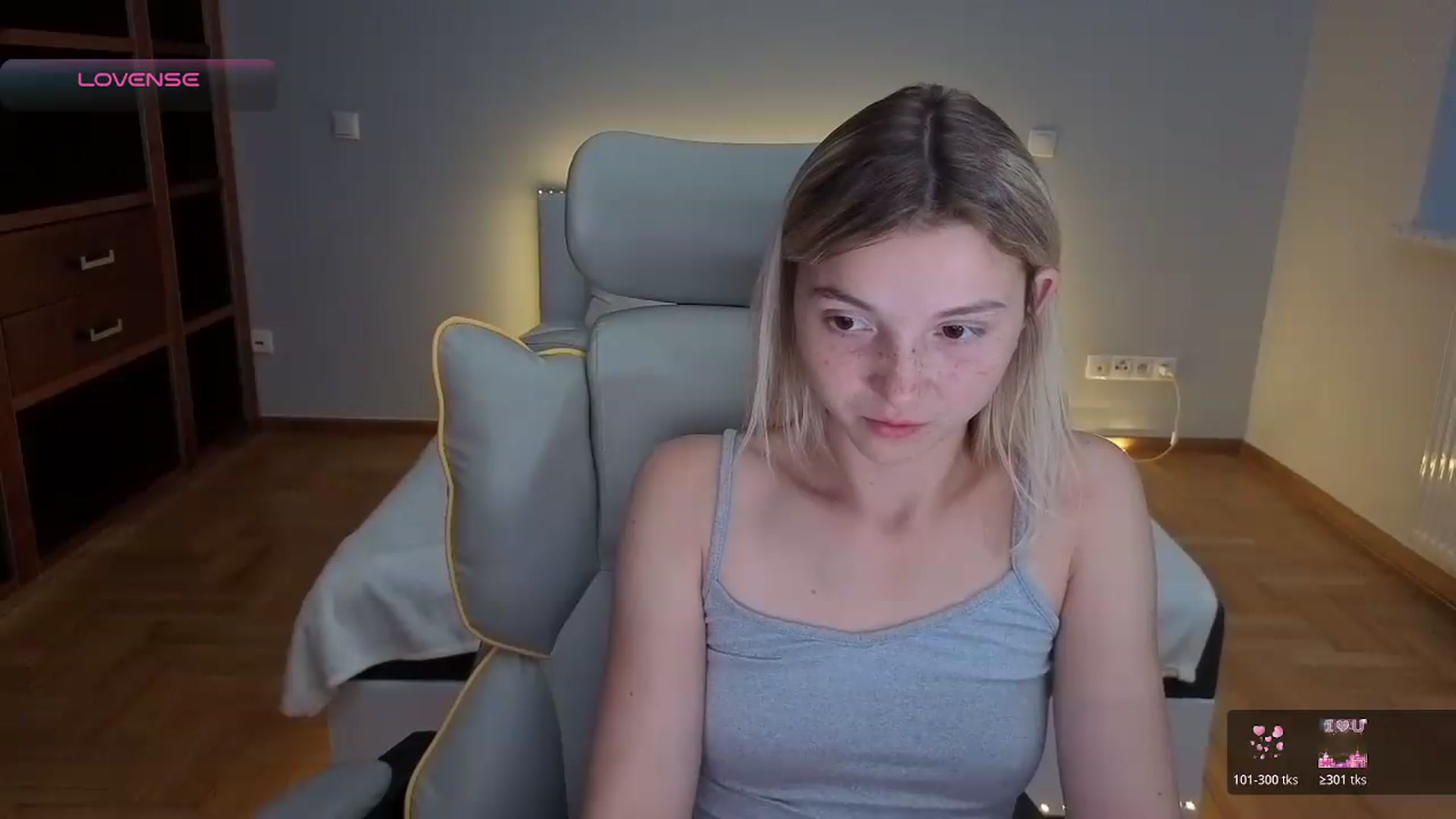 Gallery image thumbnail from Daisyy's myfreecams stream on, 07/28/2026, 22:32 image 10 of 20